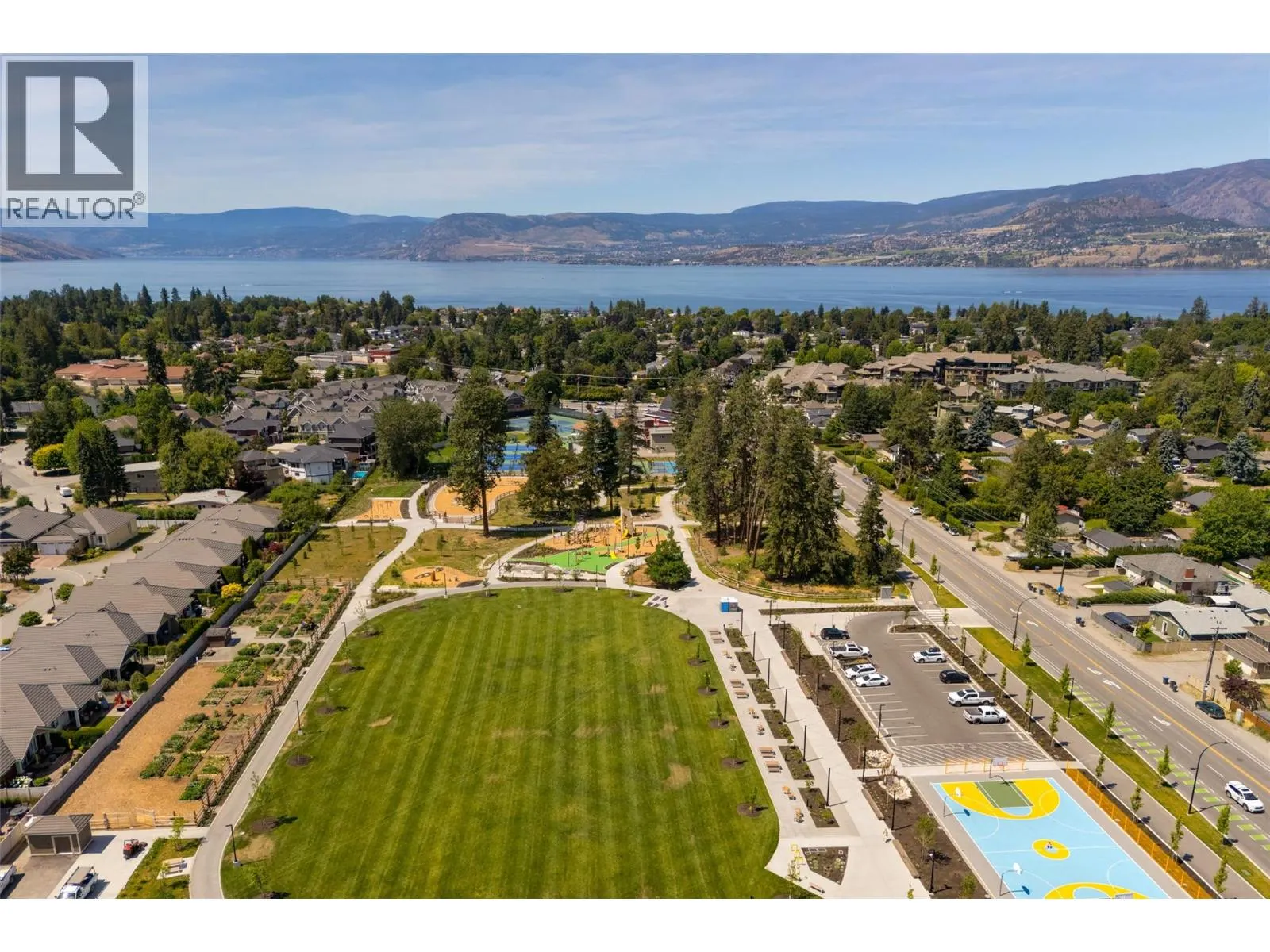 600 SHERWOOD Road Unit# 21