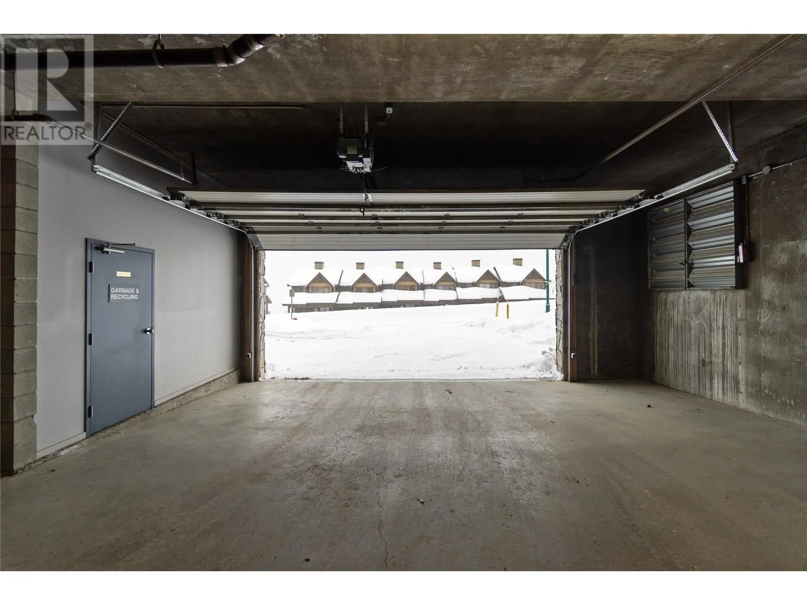 315 Whitehorse Lane Unit# 303