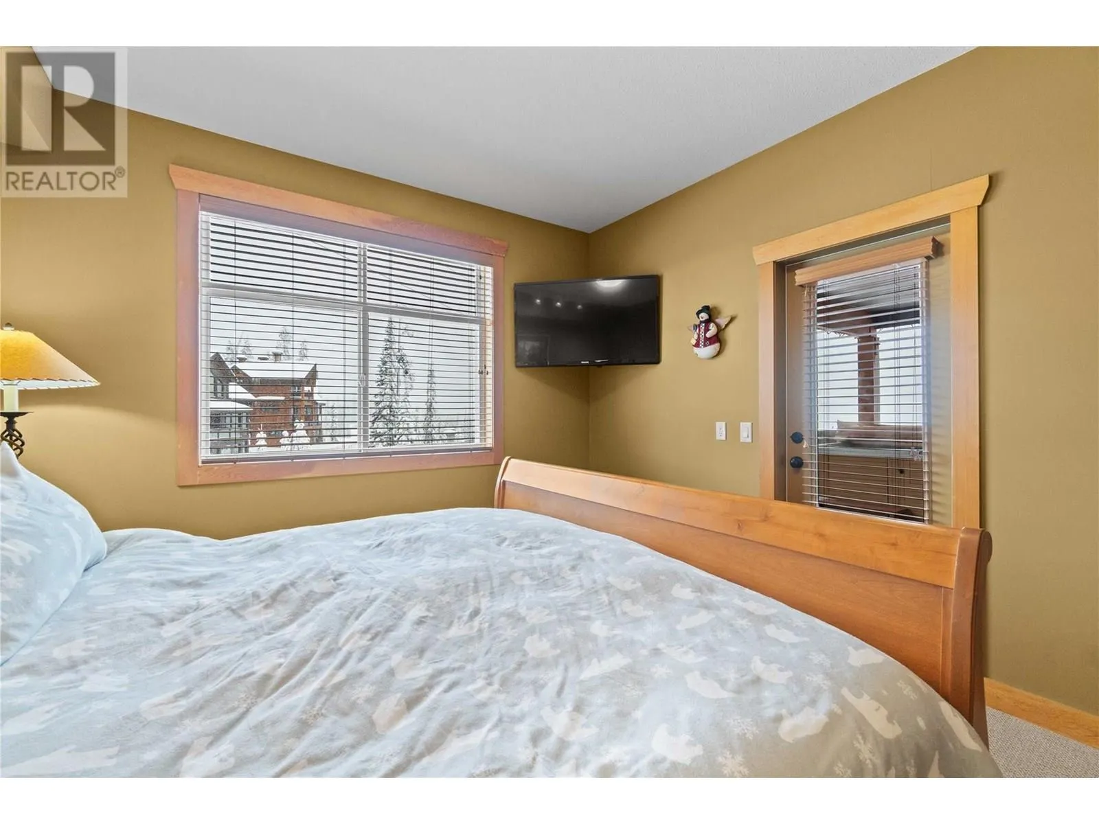 315 Whitehorse Lane Unit# 303