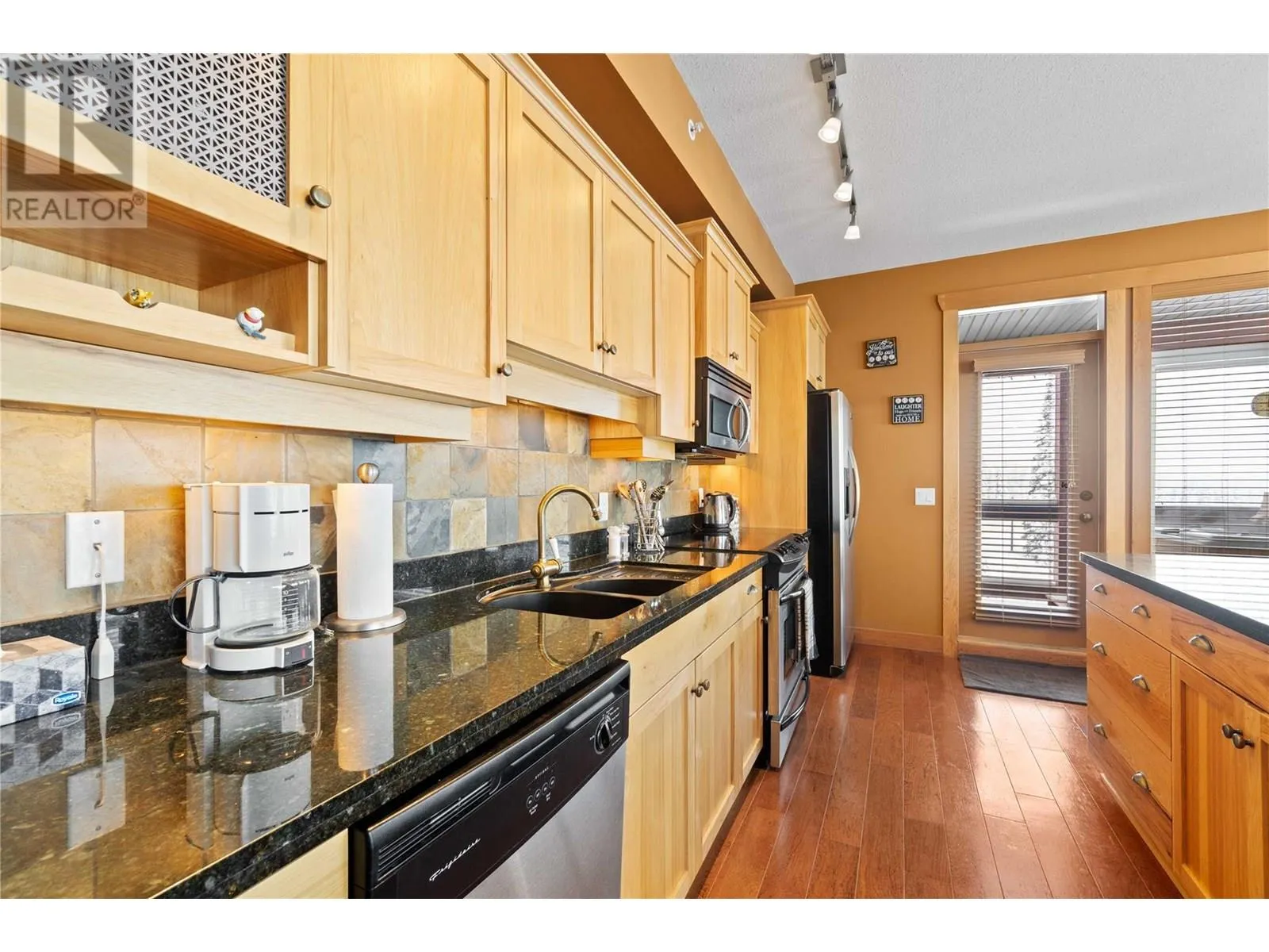 315 Whitehorse Lane Unit# 303