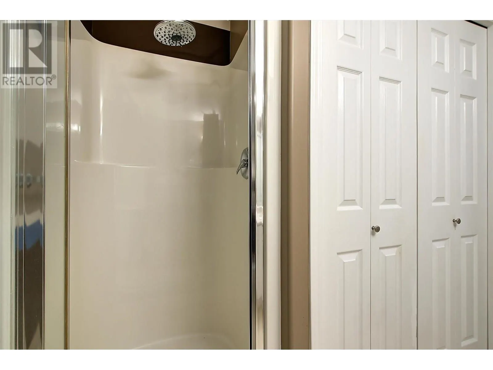 555 Houghton Road Unit# 203