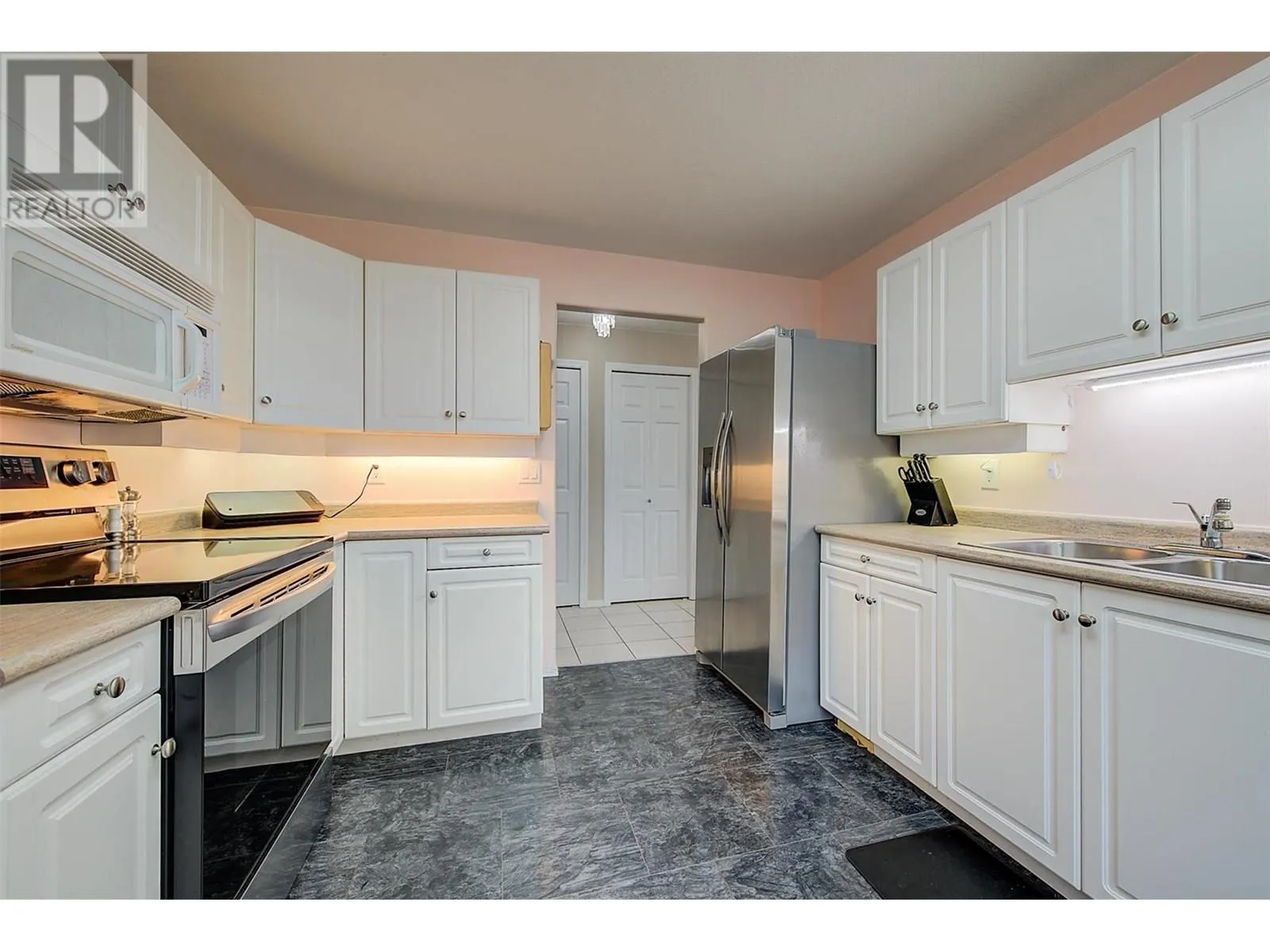 555 Houghton Road Unit# 203