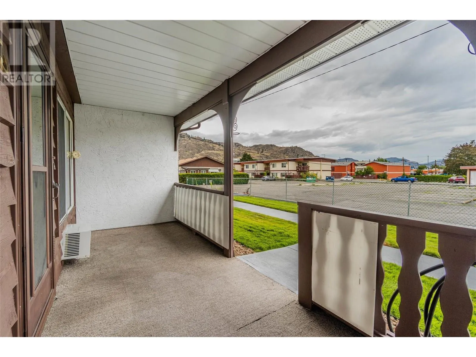 5862 Airport Street Unit# 3