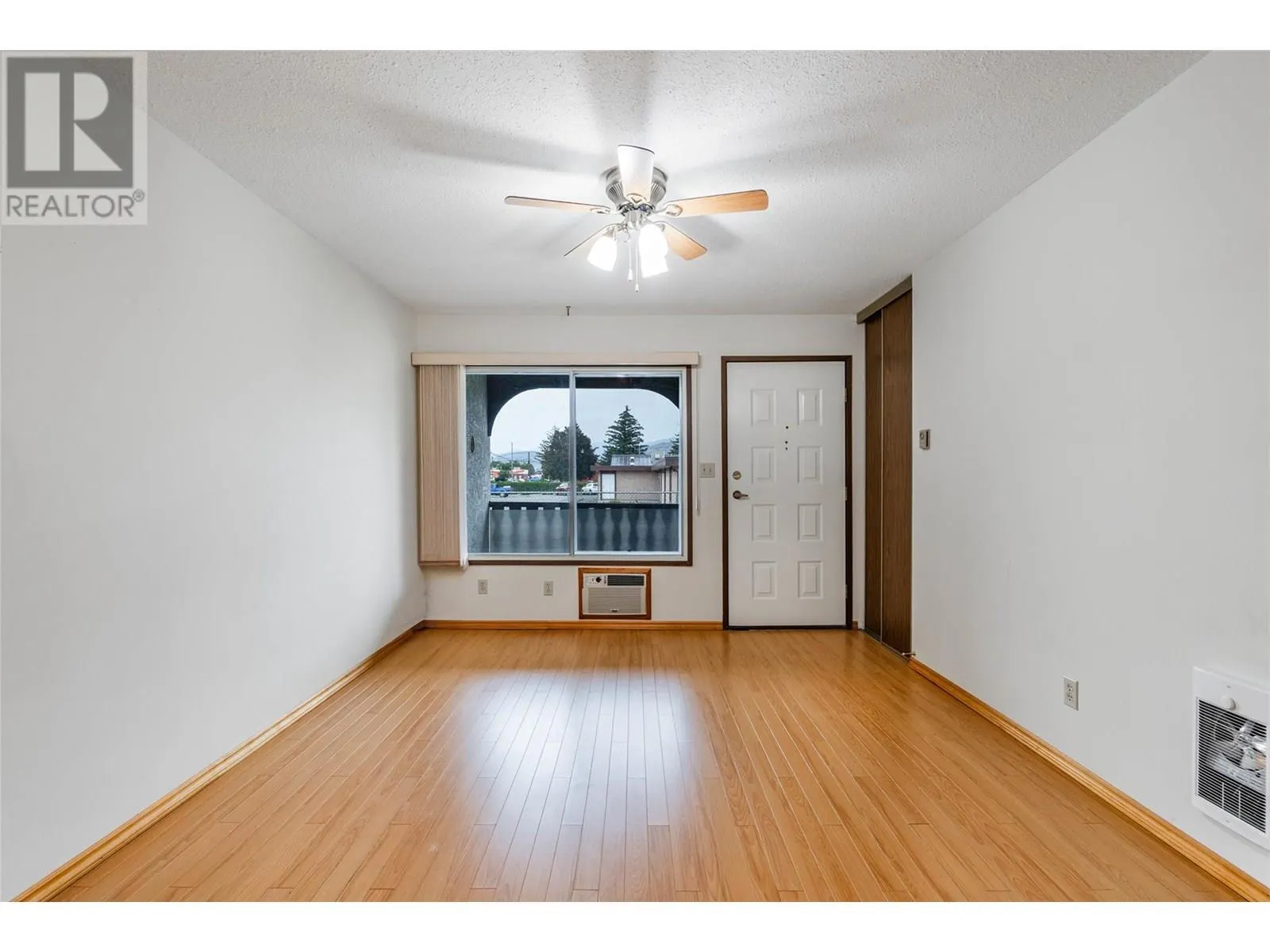 5862 Airport Street Unit# 3