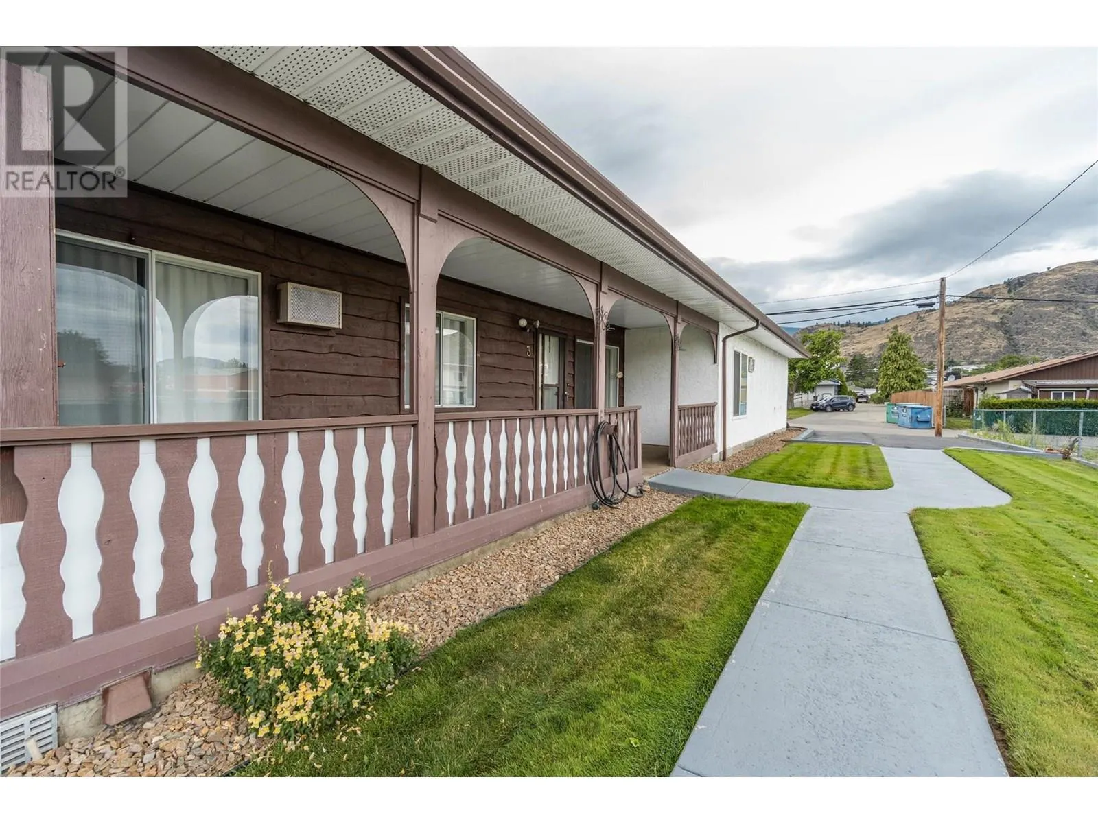 5862 Airport Street Unit# 3