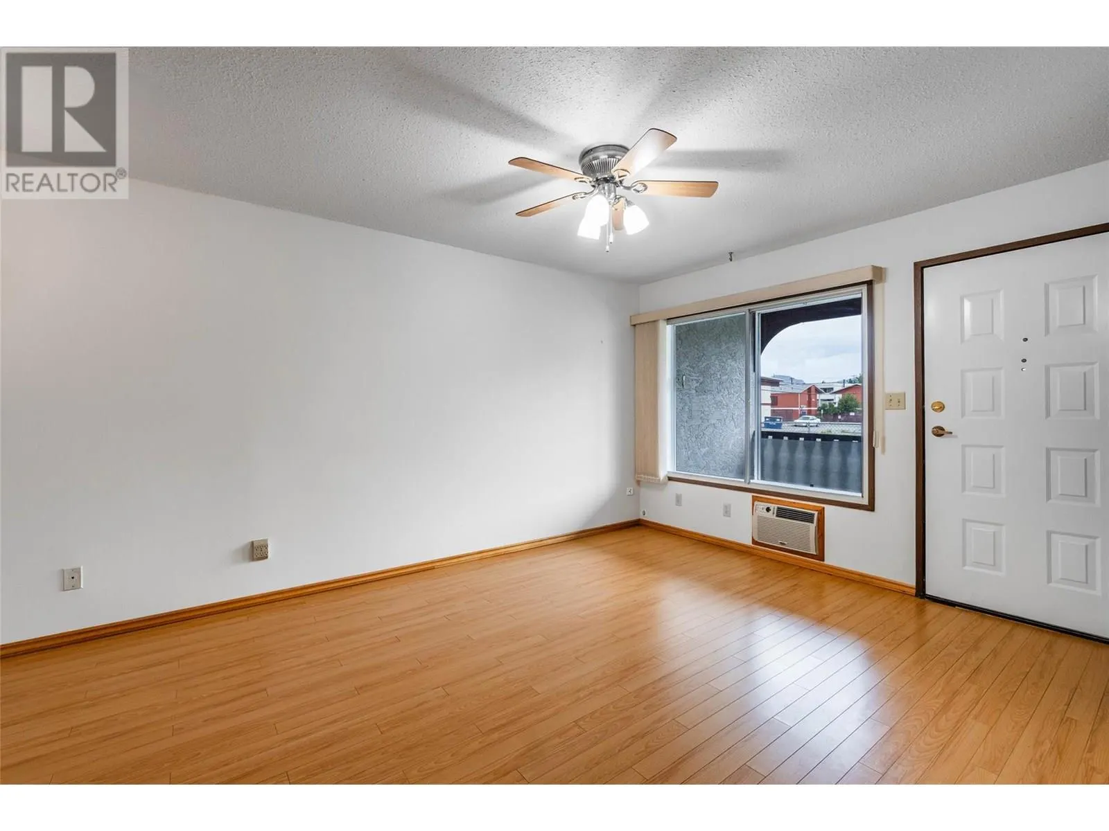 5862 Airport Street Unit# 3