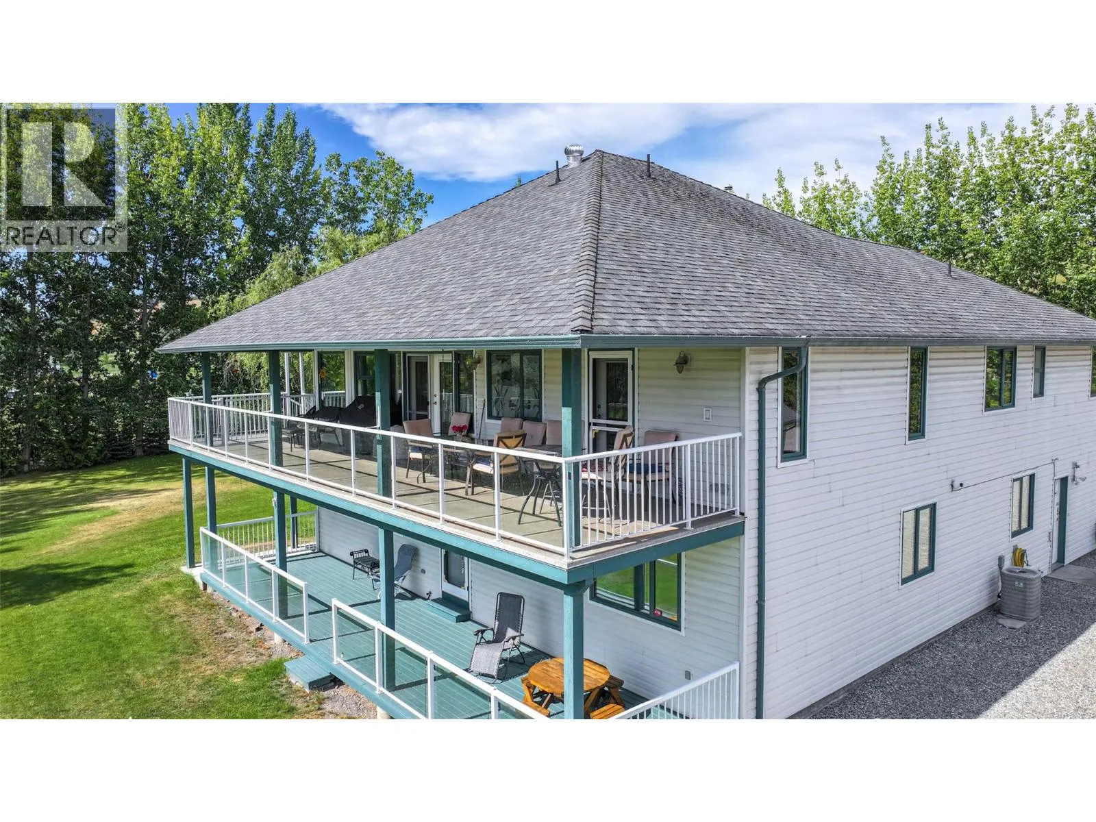 7821 Old Kamloops Road