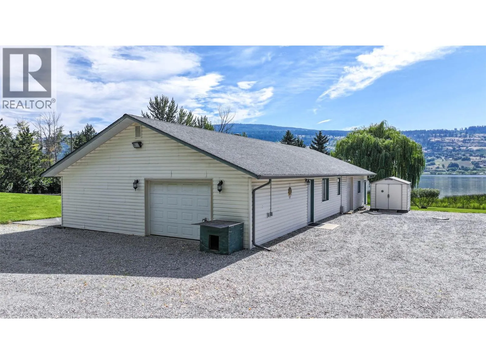7821 Old Kamloops Road