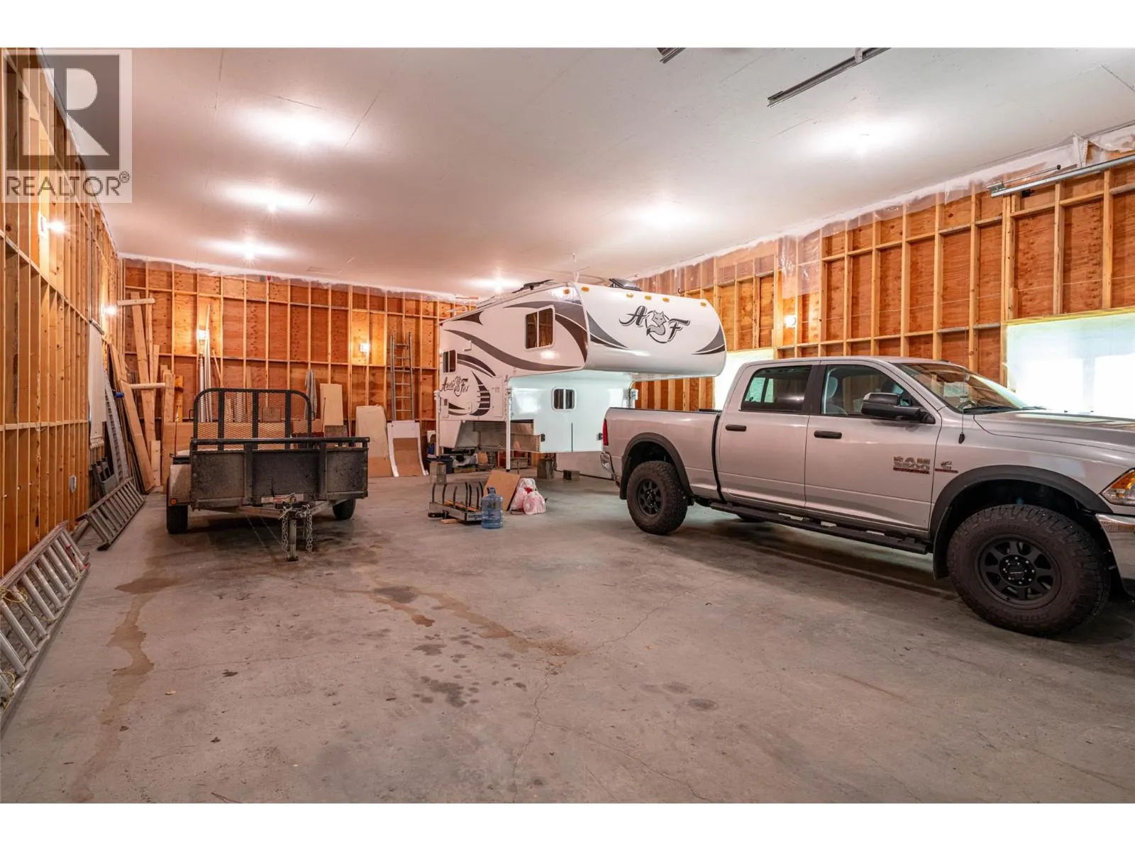 7821 Old Kamloops Road