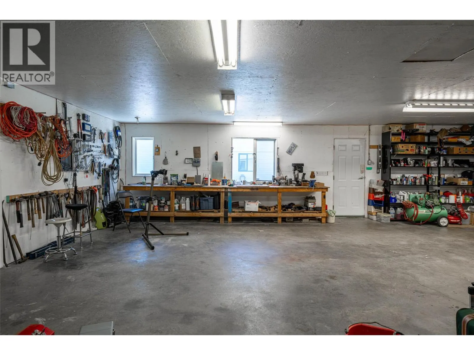 7821 Old Kamloops Road