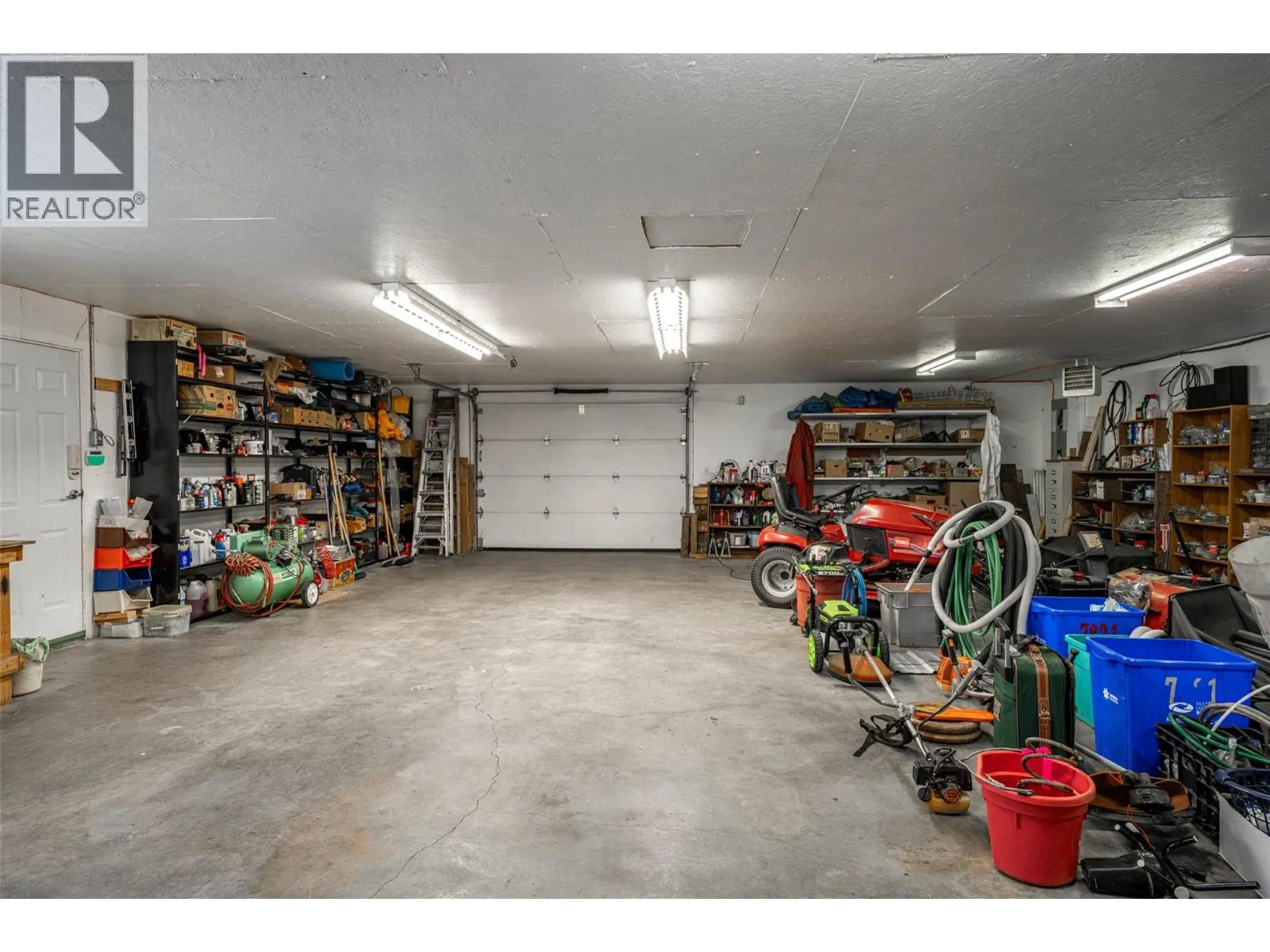 7821 Old Kamloops Road