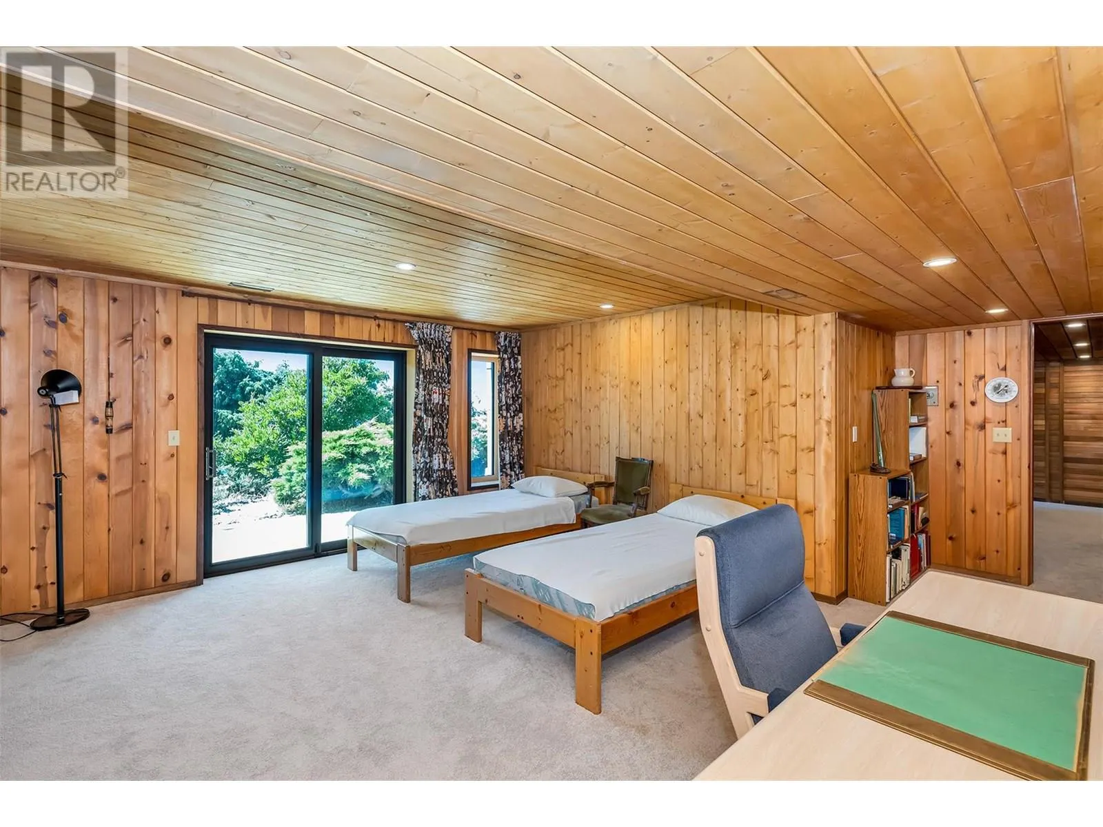 460 Crestview Drive