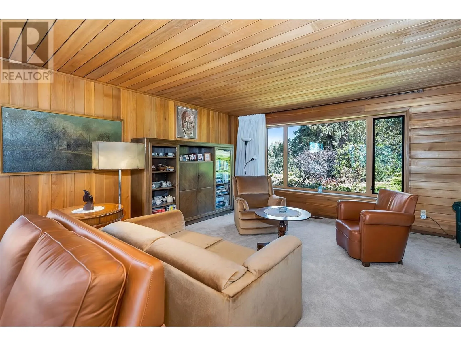 460 Crestview Drive
