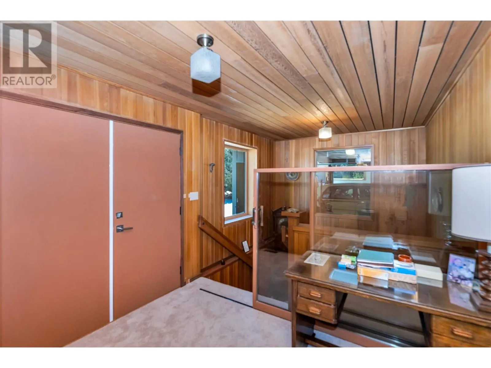 460 Crestview Drive