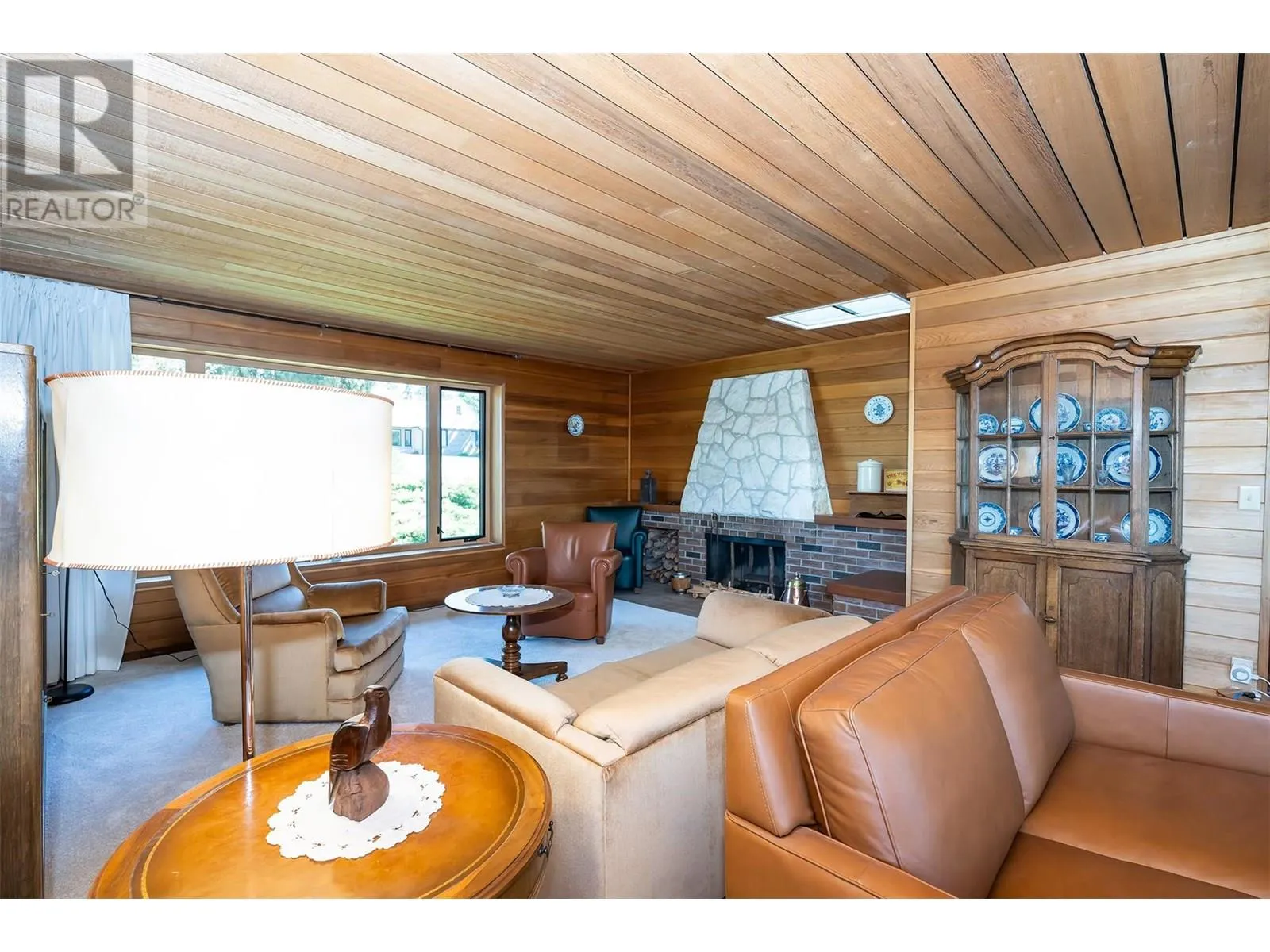 460 Crestview Drive