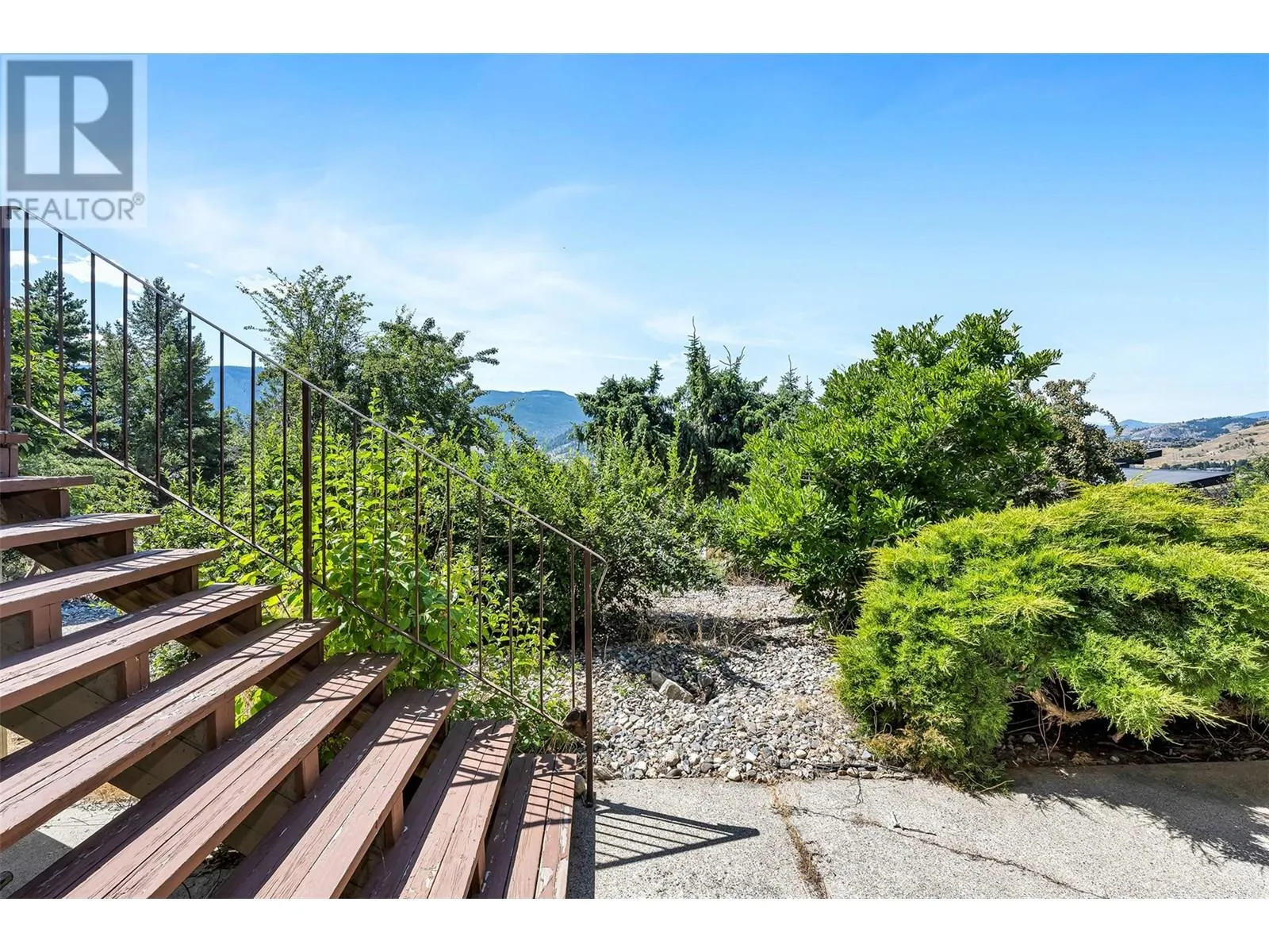 460 Crestview Drive