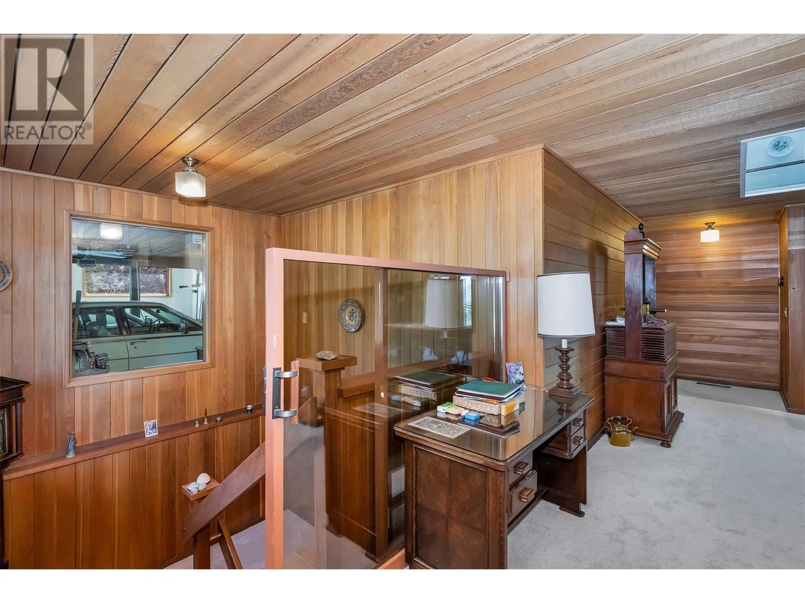 460 Crestview Drive