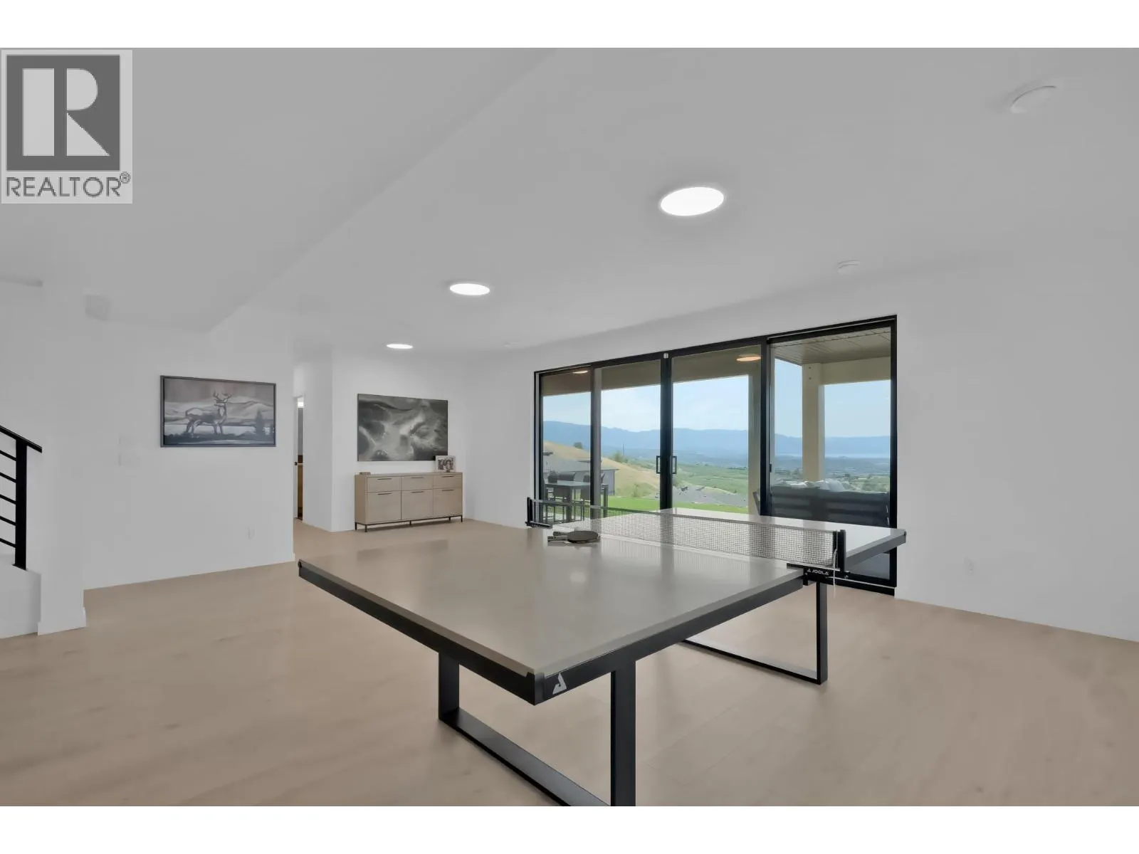 2192 Ryegrass Road