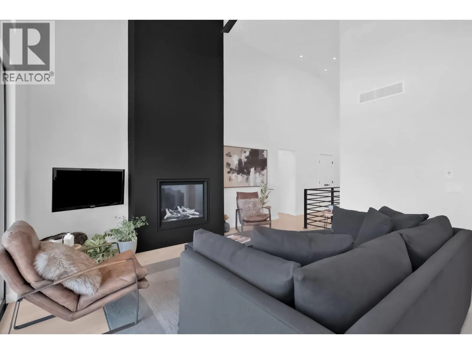 2192 Ryegrass Road