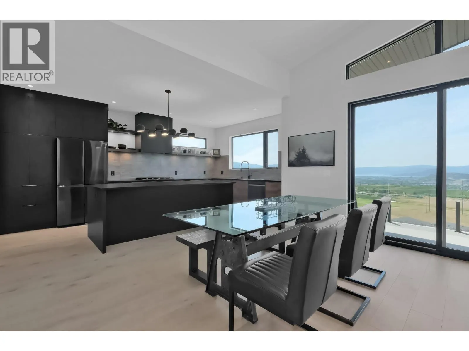 2192 Ryegrass Road
