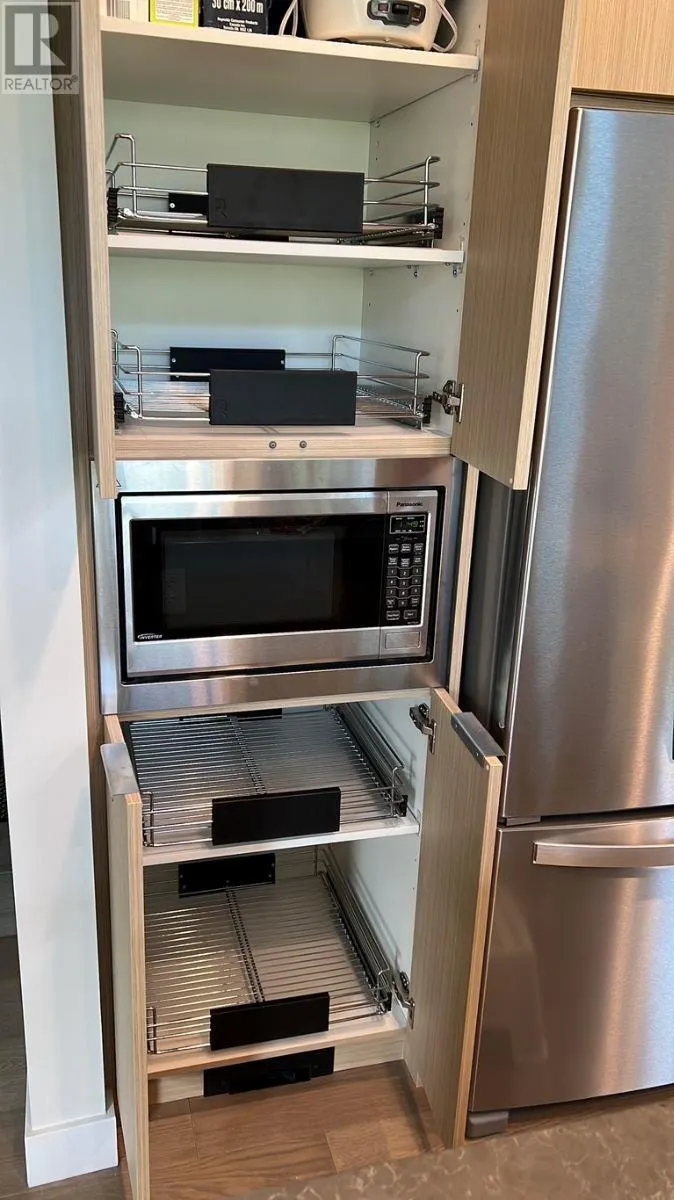 3719 Woodsdale Unit# 21