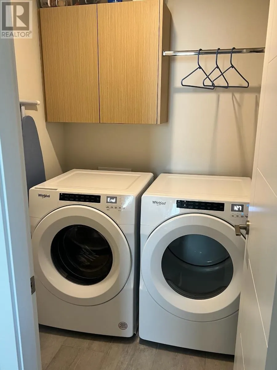 3719 Woodsdale Unit# 21