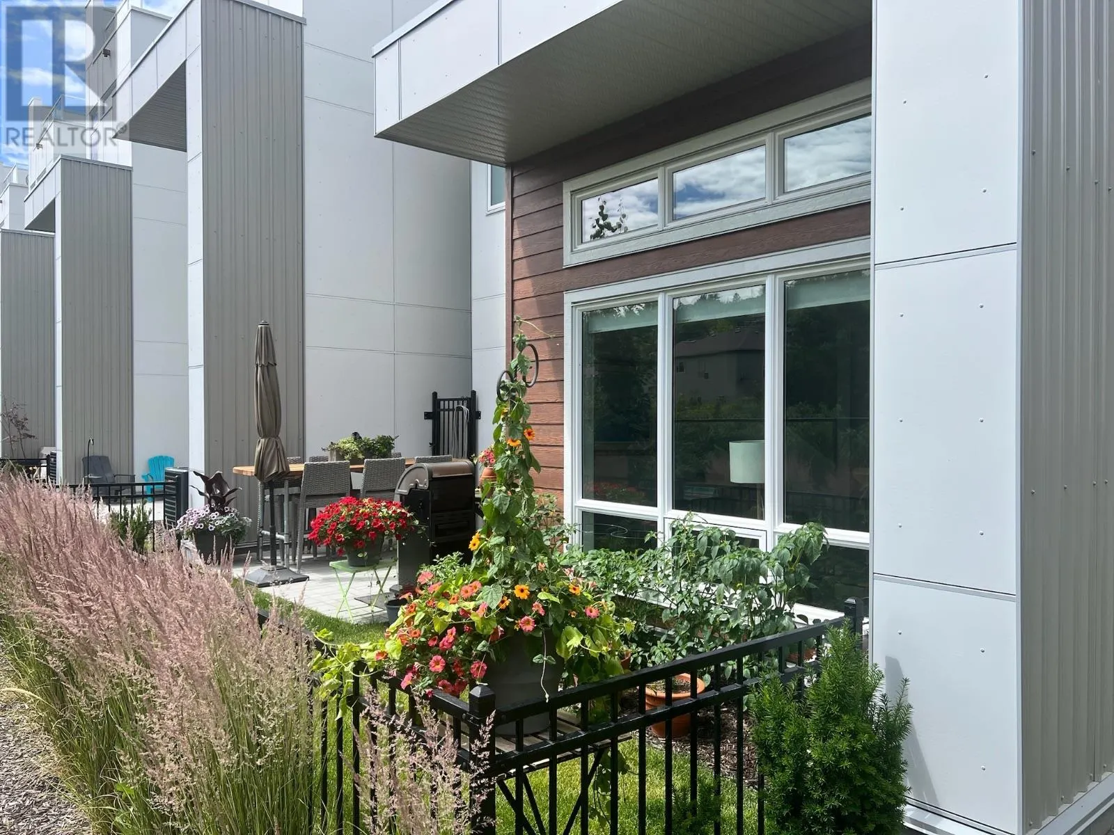 3719 Woodsdale Unit# 21