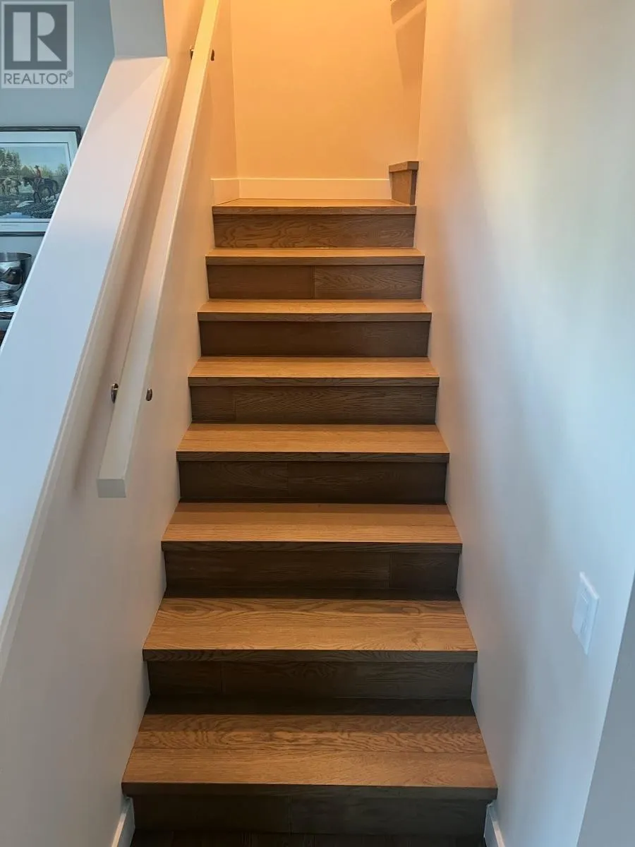 3719 Woodsdale Unit# 21