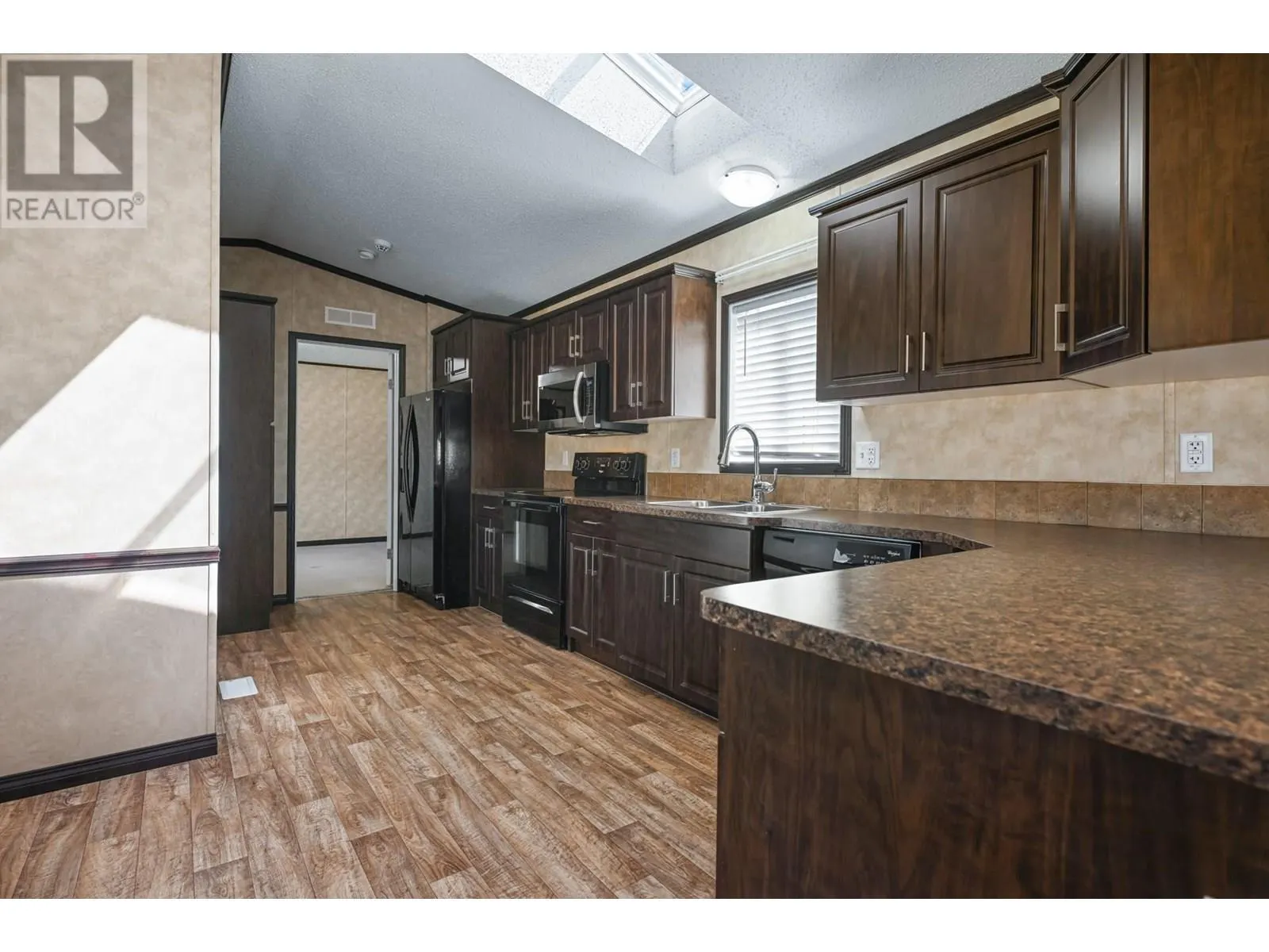 8614 HWY 93/95 Highway Unit# 6