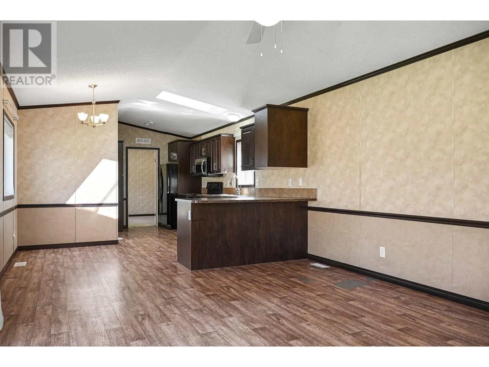 8614 HWY 93/95 Highway Unit# 6