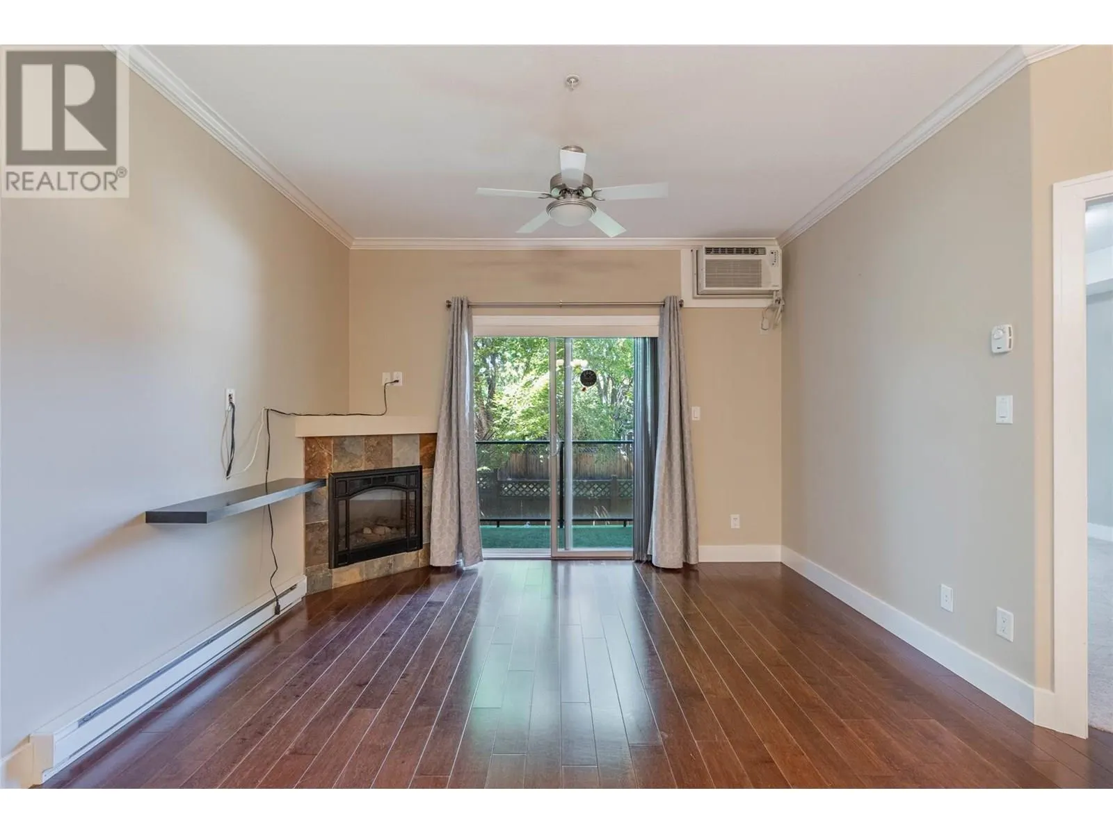 240 Wade Avenue W Avenue Unit# 204