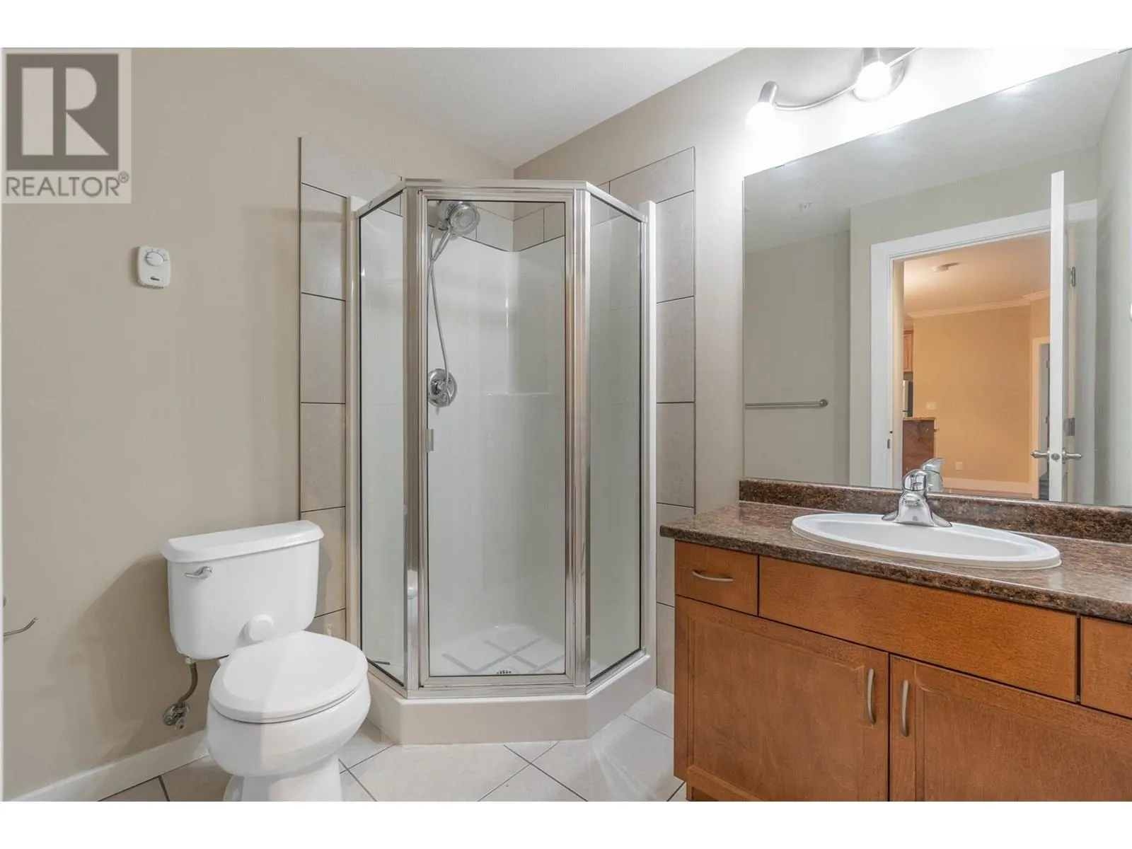 240 Wade Avenue W Avenue Unit# 204