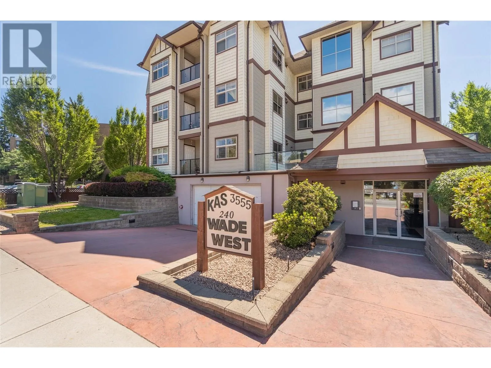 240 Wade Avenue W Avenue Unit# 204