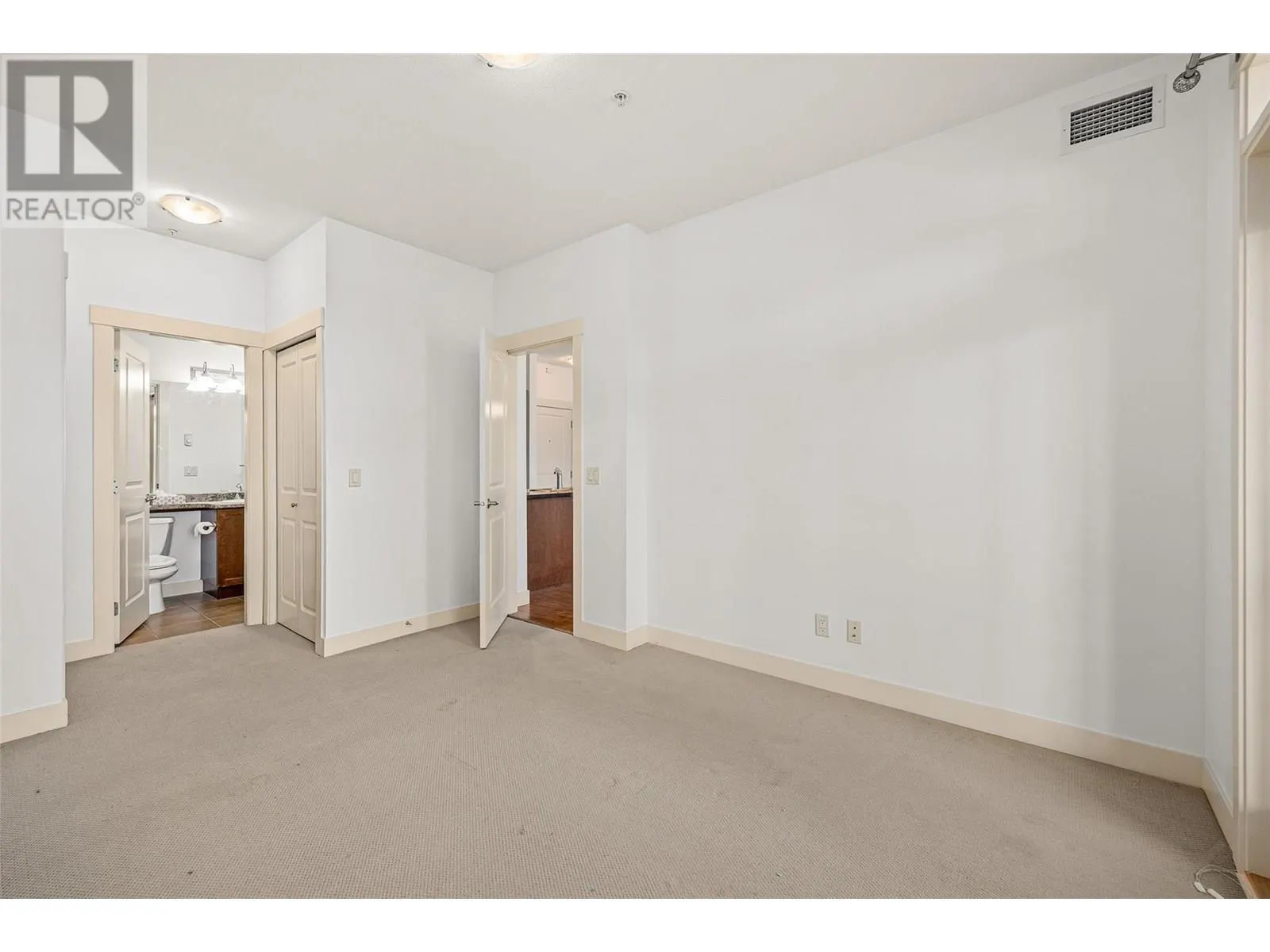3533 Carrington Road Unit# 215