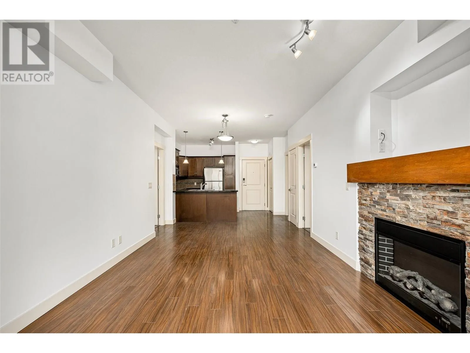 3533 Carrington Road Unit# 215