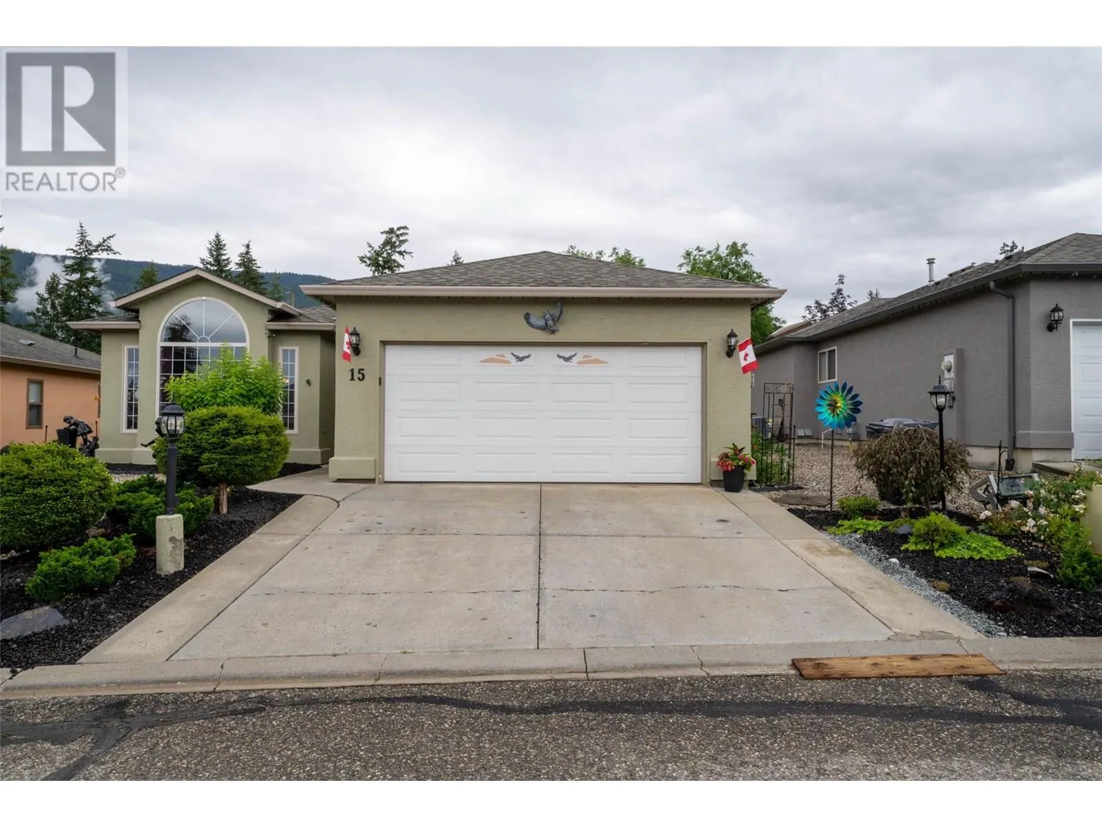 2595 Catherine Place Unit# 15