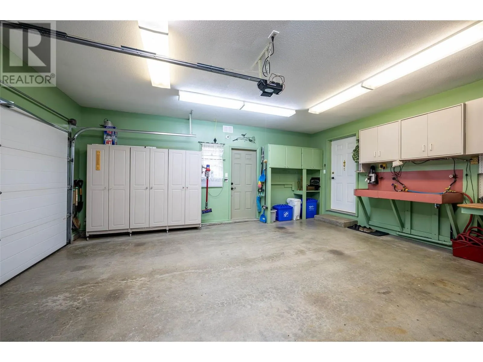 2595 Catherine Place Unit# 15
