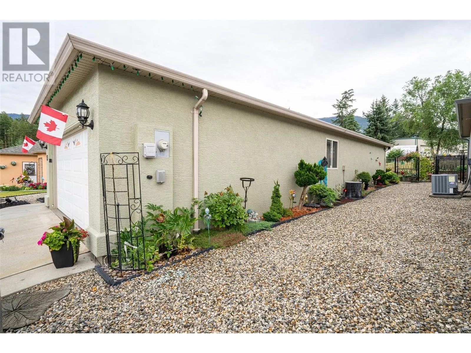 2595 Catherine Place Unit# 15