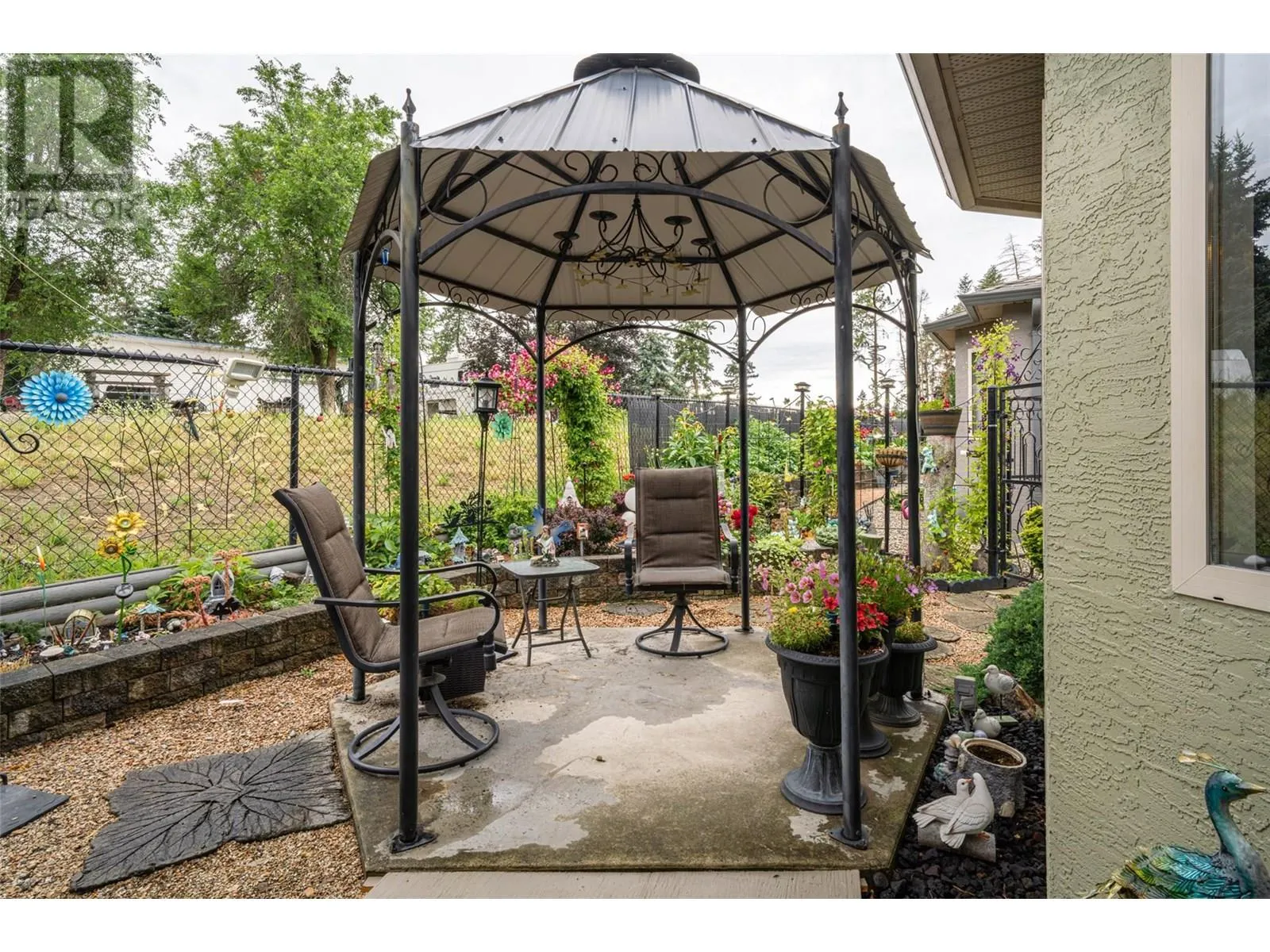 2595 Catherine Place Unit# 15
