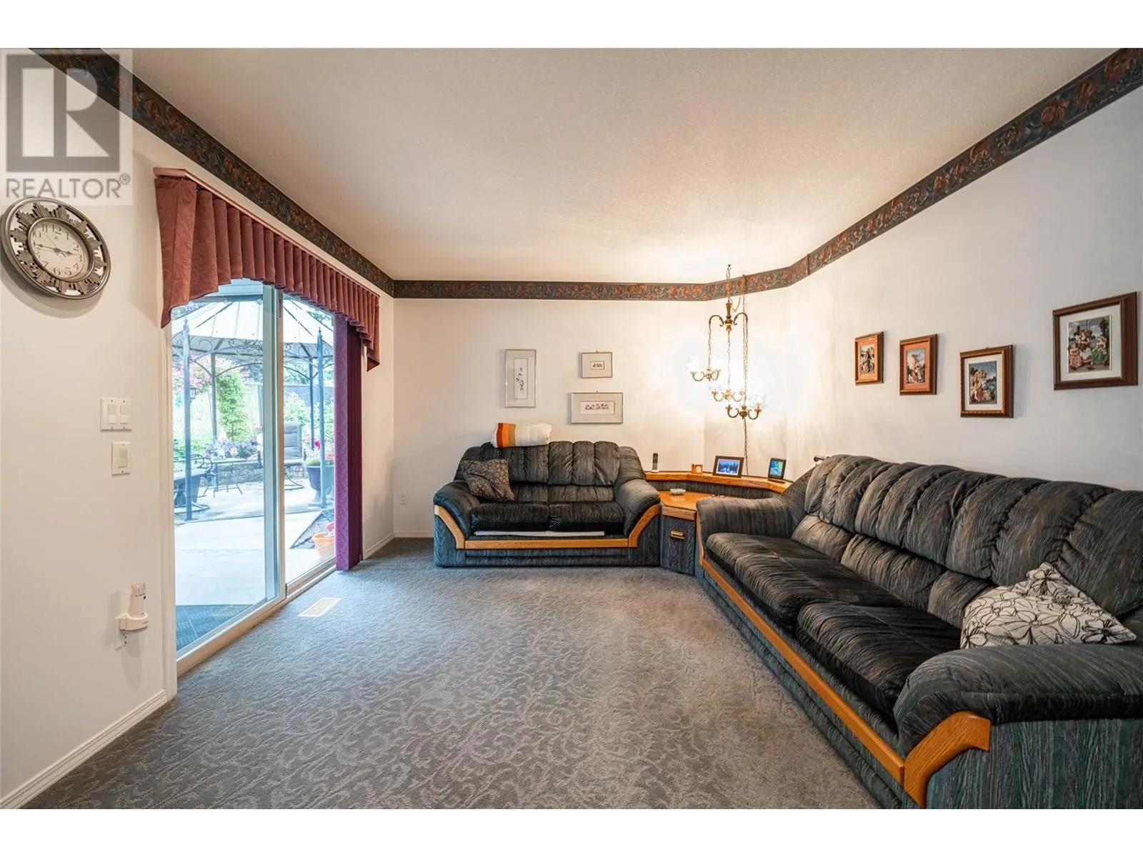 2595 Catherine Place Unit# 15