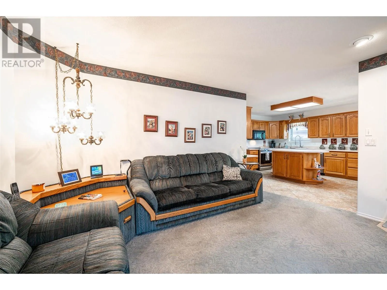 2595 Catherine Place Unit# 15