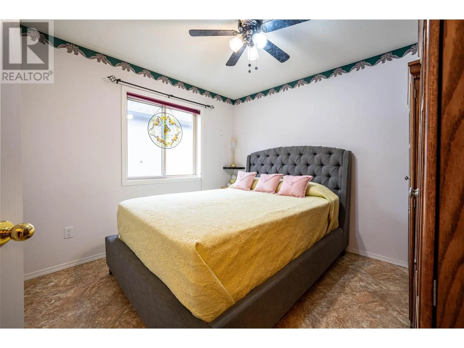 2595 Catherine Place Unit# 15