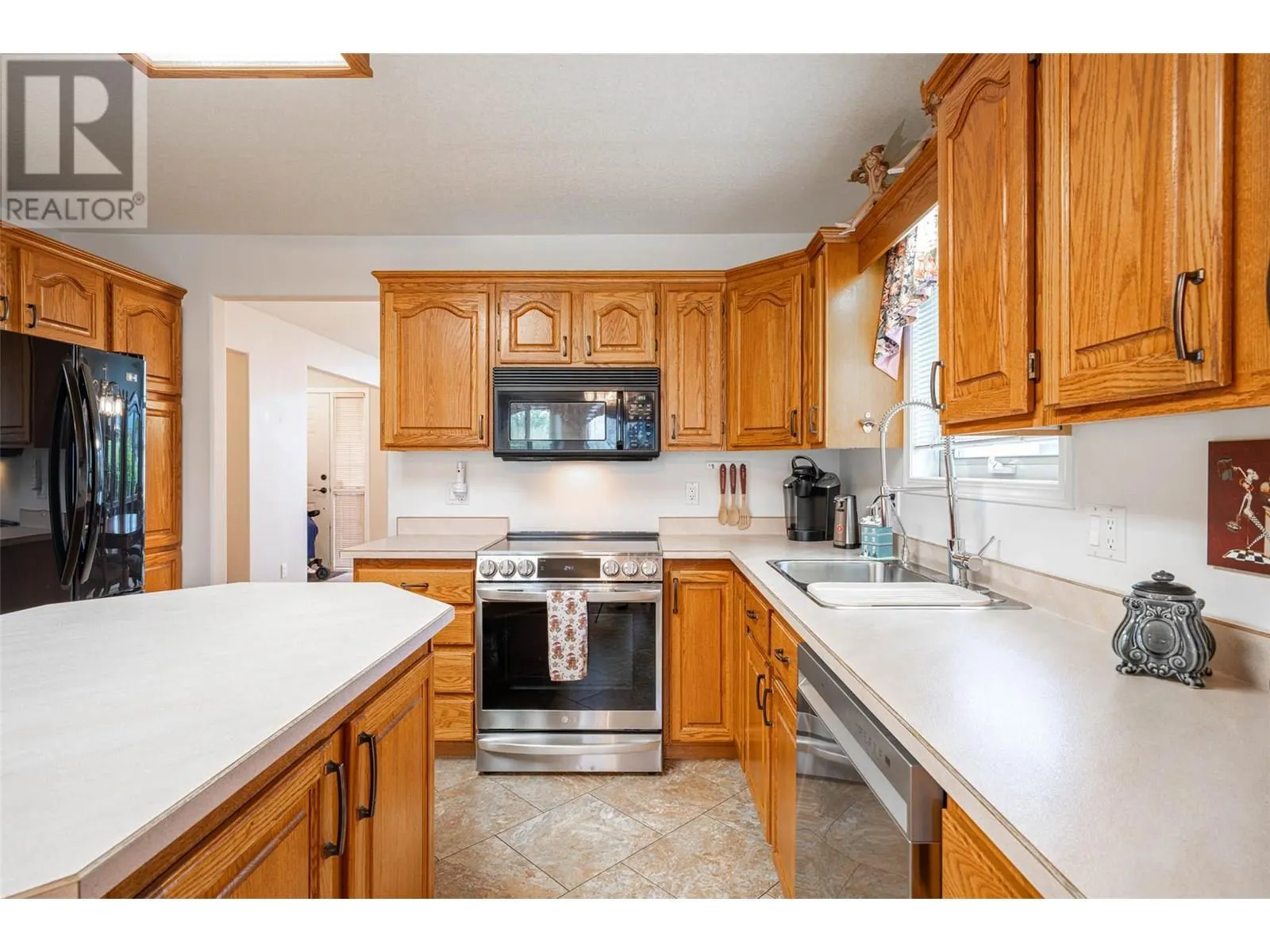 2595 Catherine Place Unit# 15