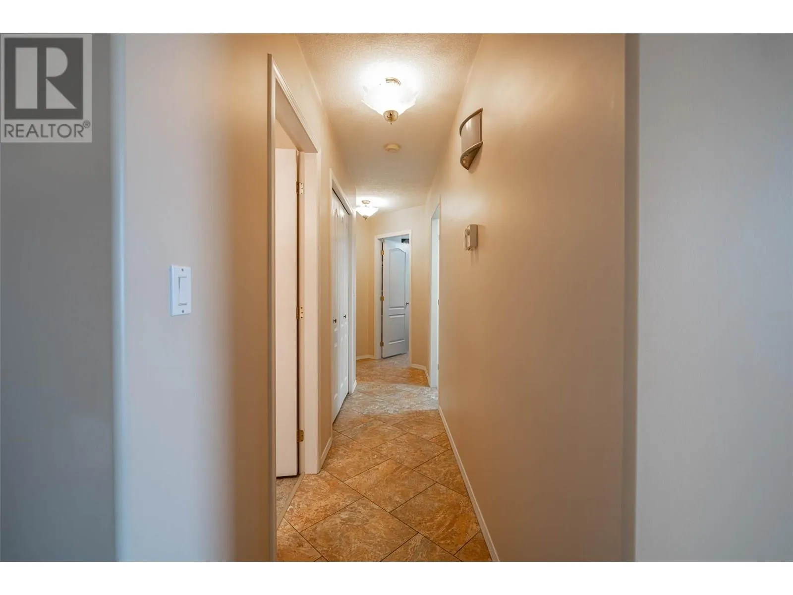 2595 Catherine Place Unit# 15
