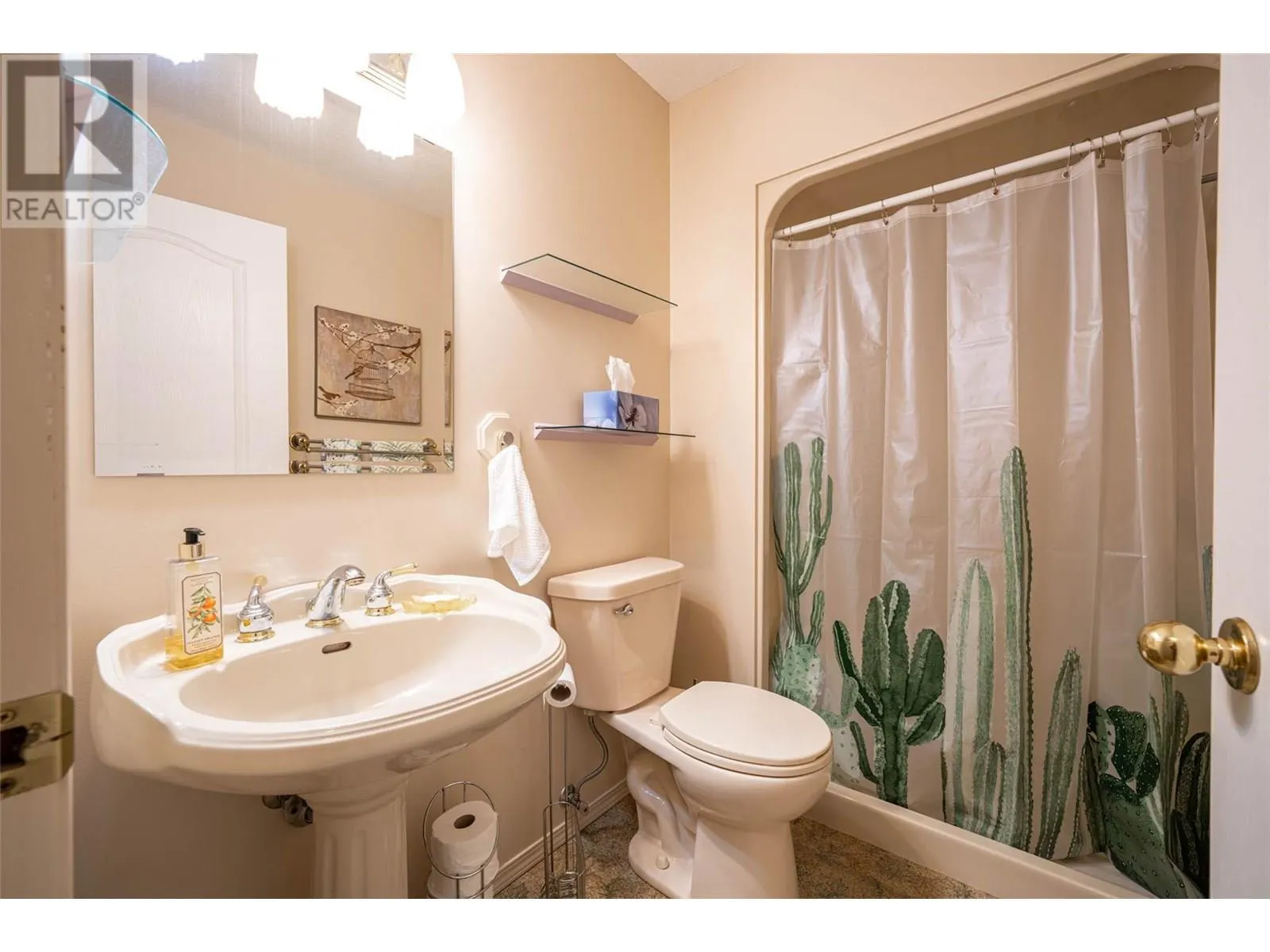 2595 Catherine Place Unit# 15