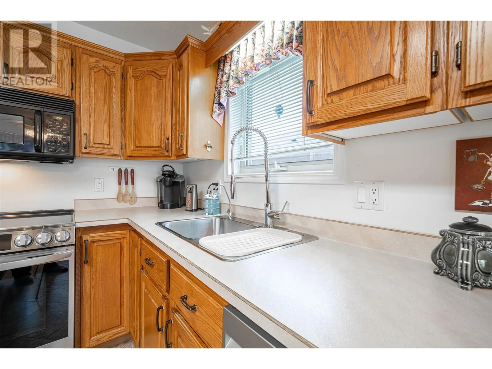 2595 Catherine Place Unit# 15