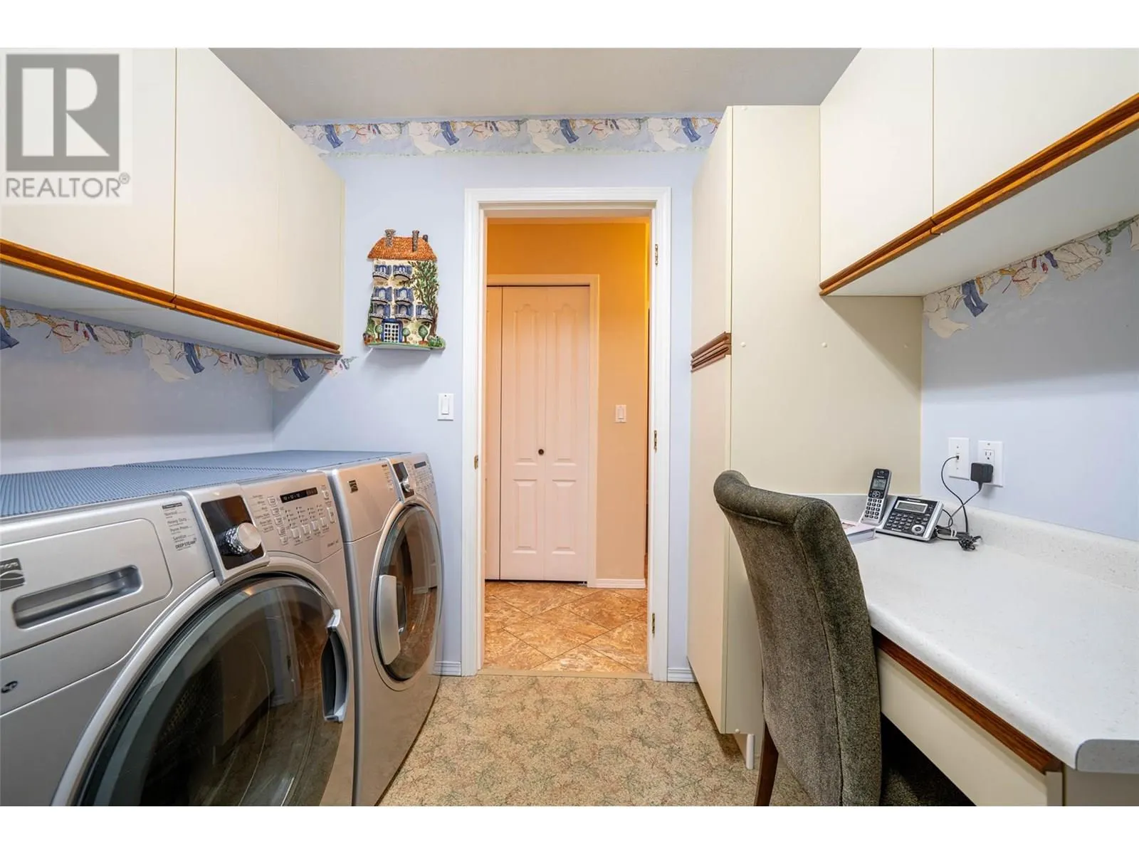2595 Catherine Place Unit# 15