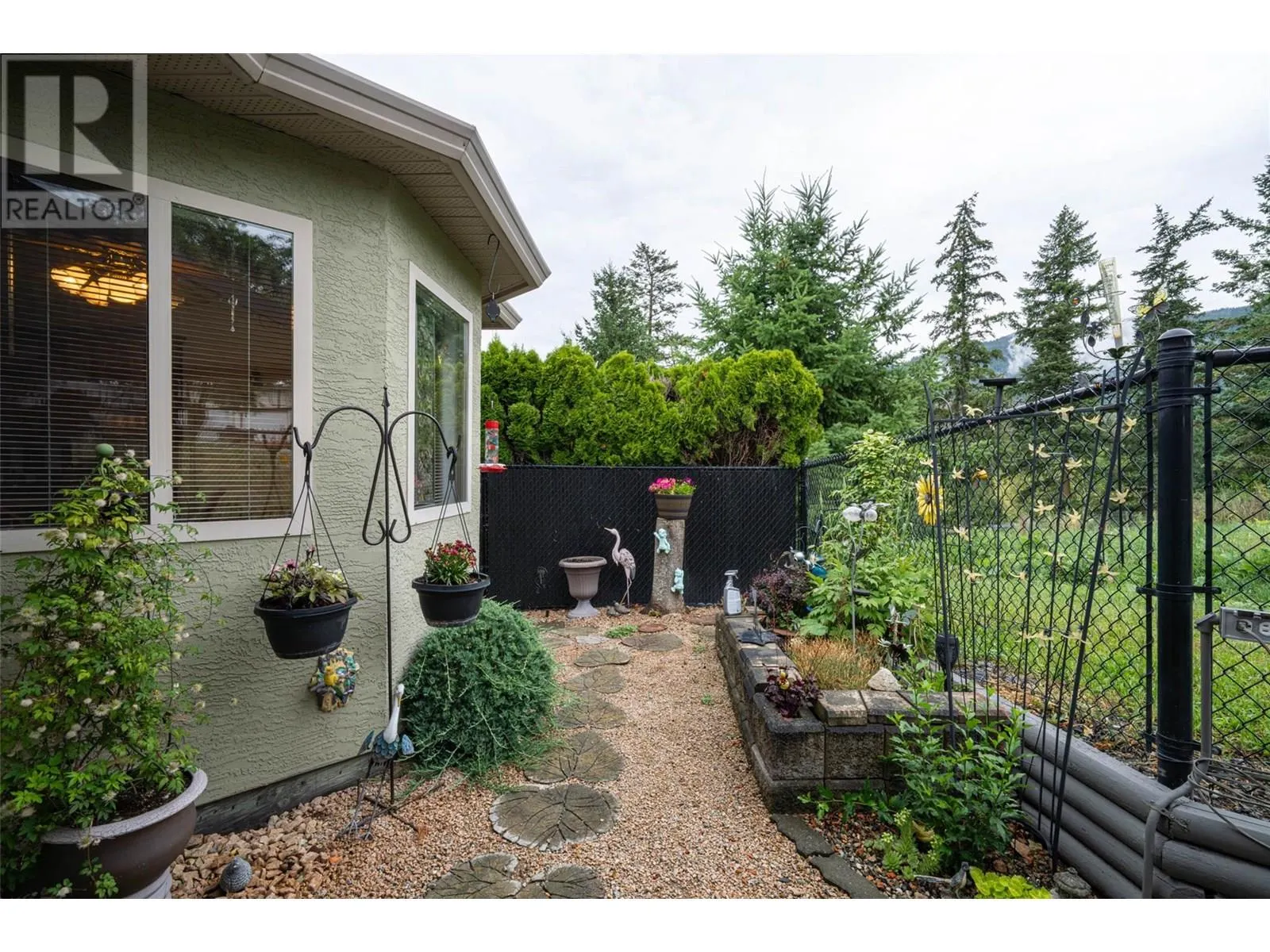 2595 Catherine Place Unit# 15