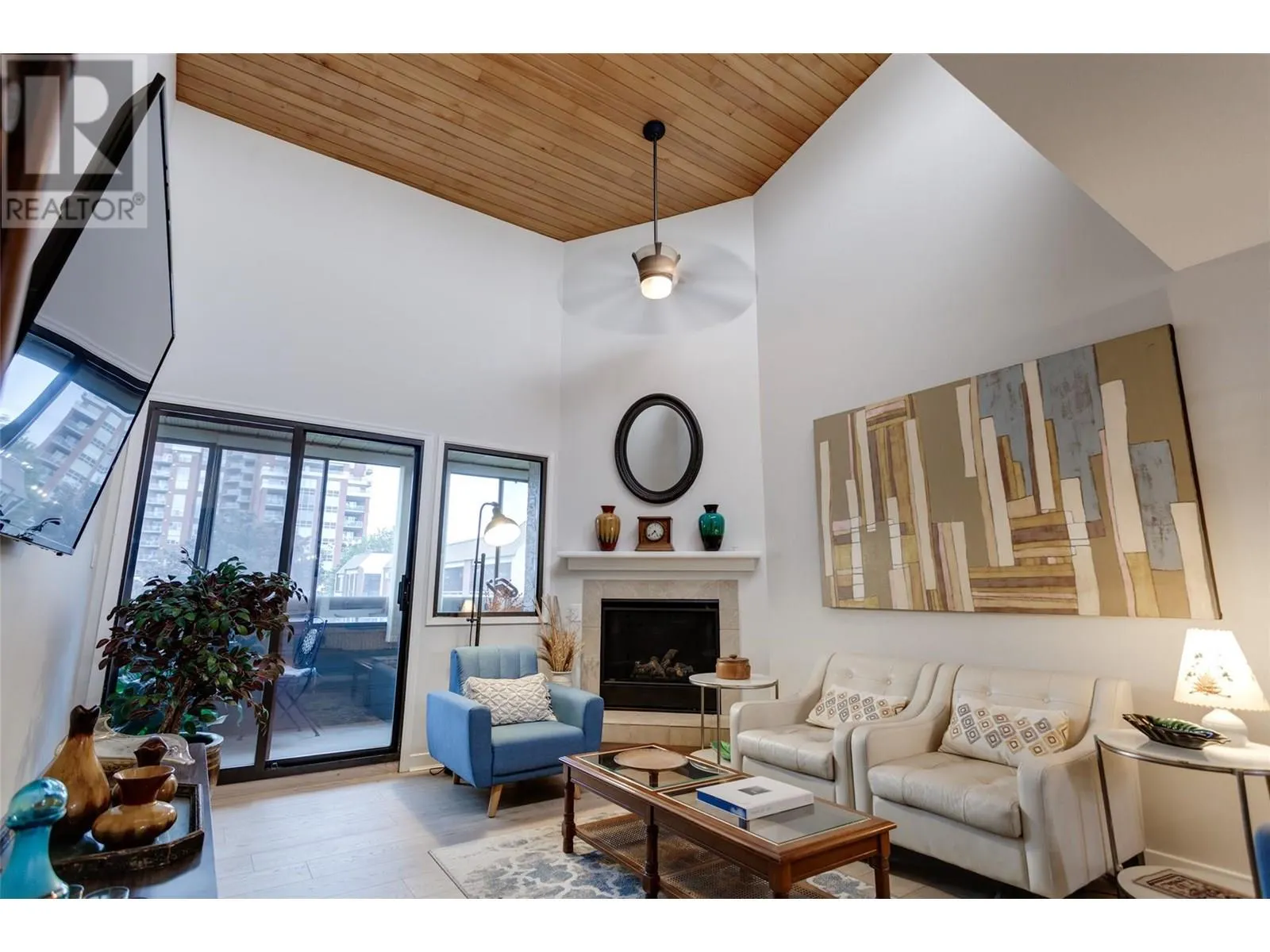 1056 Bernard Avenue Unit# 305 Lot# 43