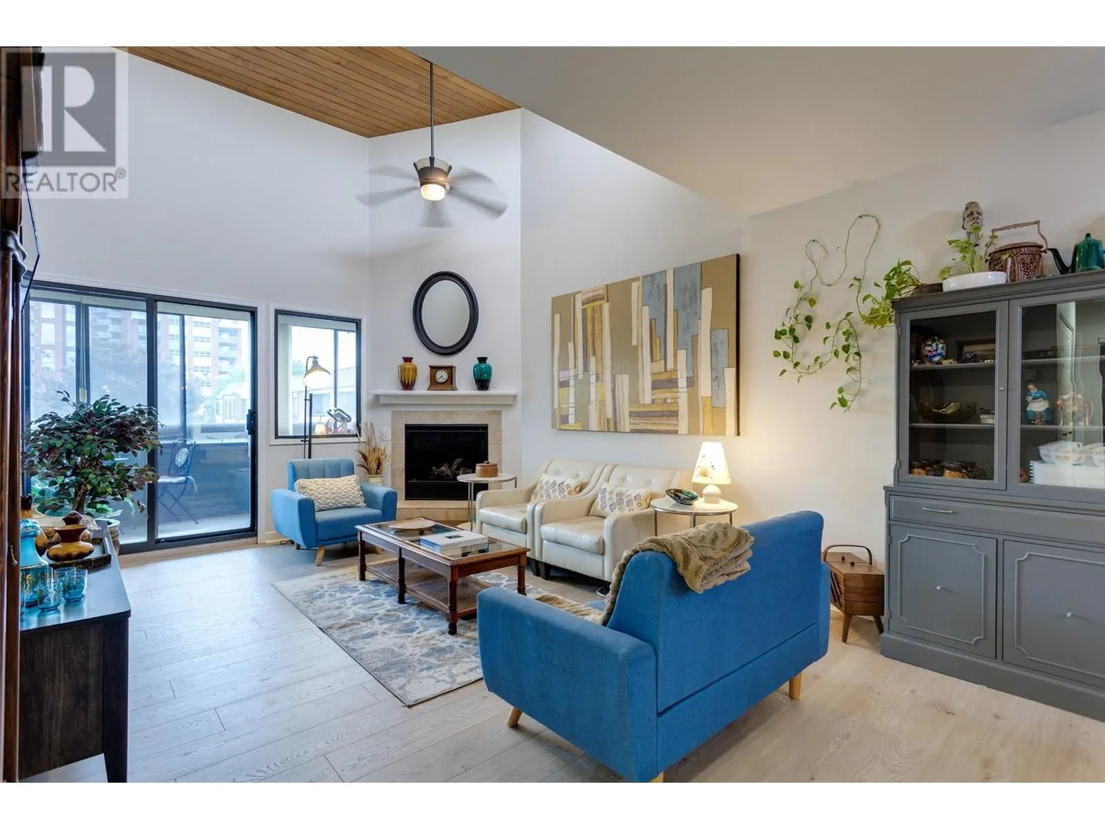 1056 Bernard Avenue Unit# 305 Lot# 43